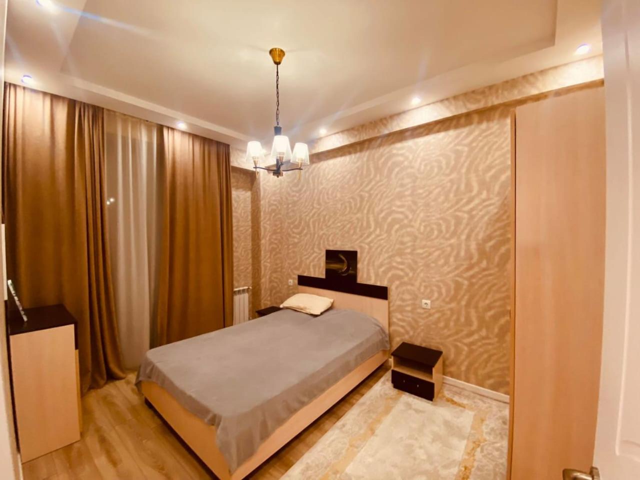 Krtsanis Villa Apartment near Freedom Square view 3