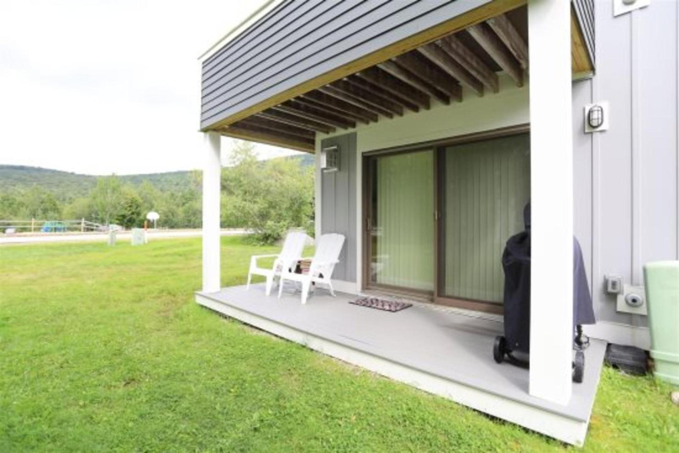 Sunnyside 9, WV view 4