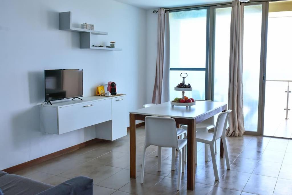 Duarte Apartments - Las Rochas