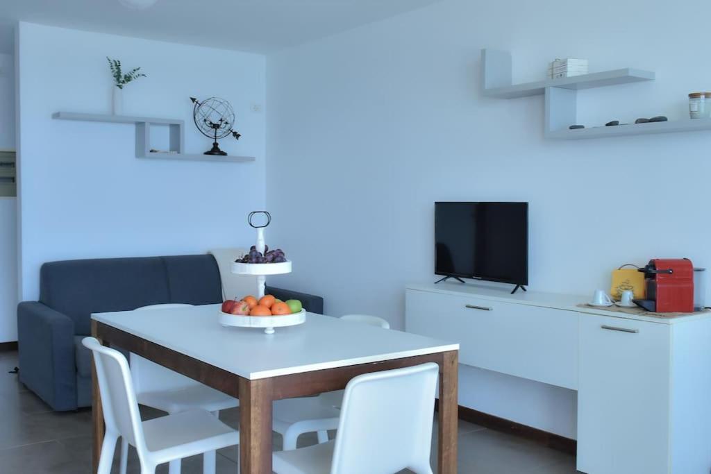 Duarte Apartments - Las Rochas