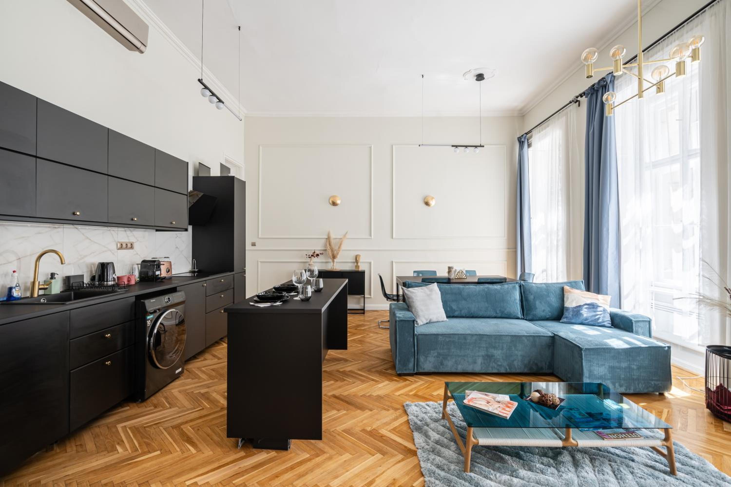 Styled Apartment Close To The River Danube.