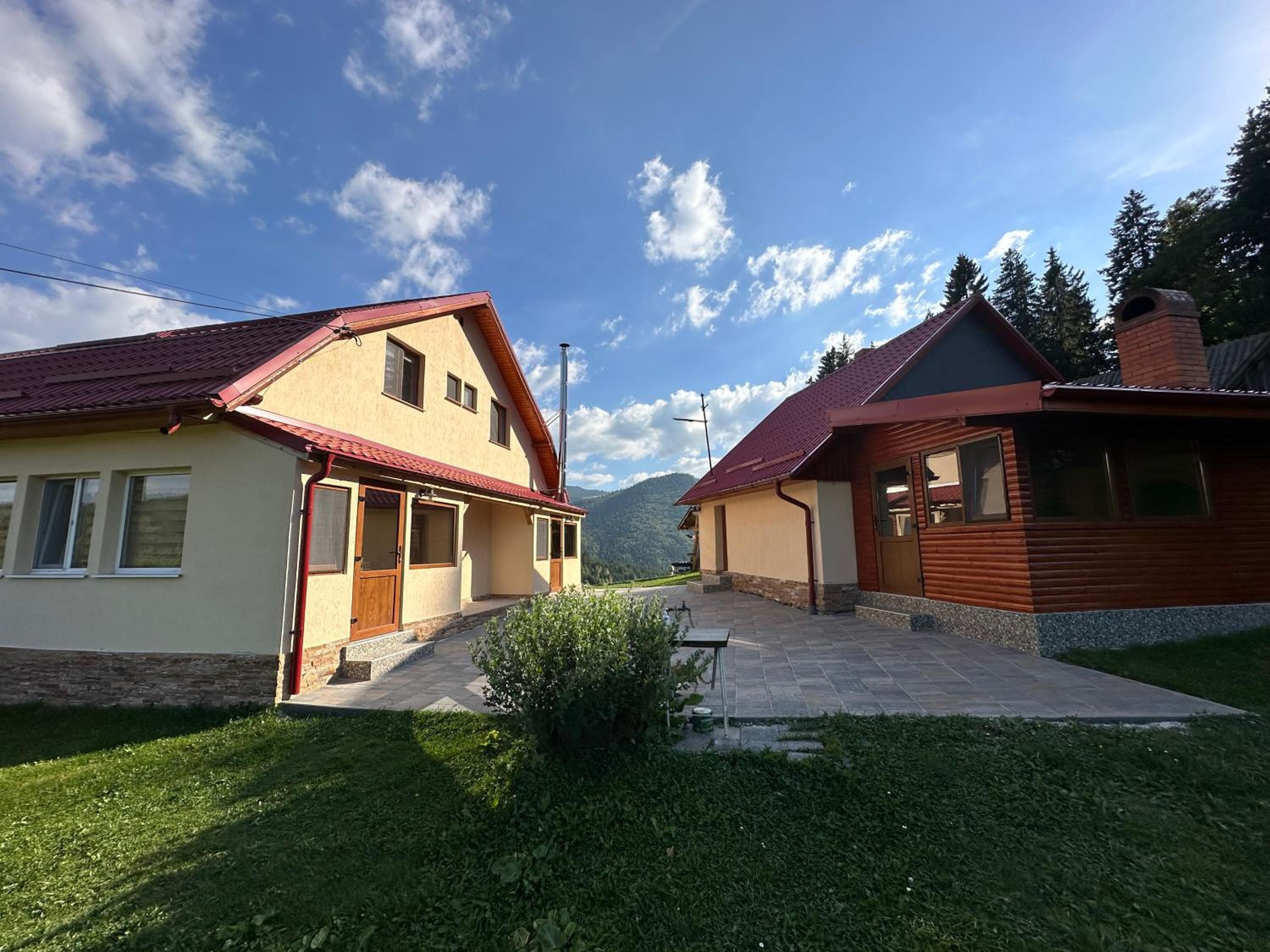 Casa Todor Fundata view 4