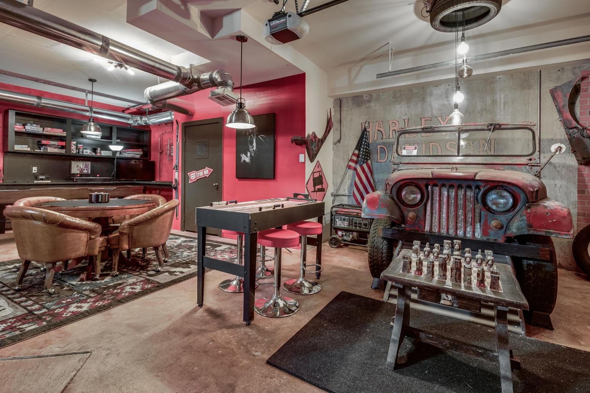 Western Wonderland w Luxe Mancave & Outdoor Oasis view 3