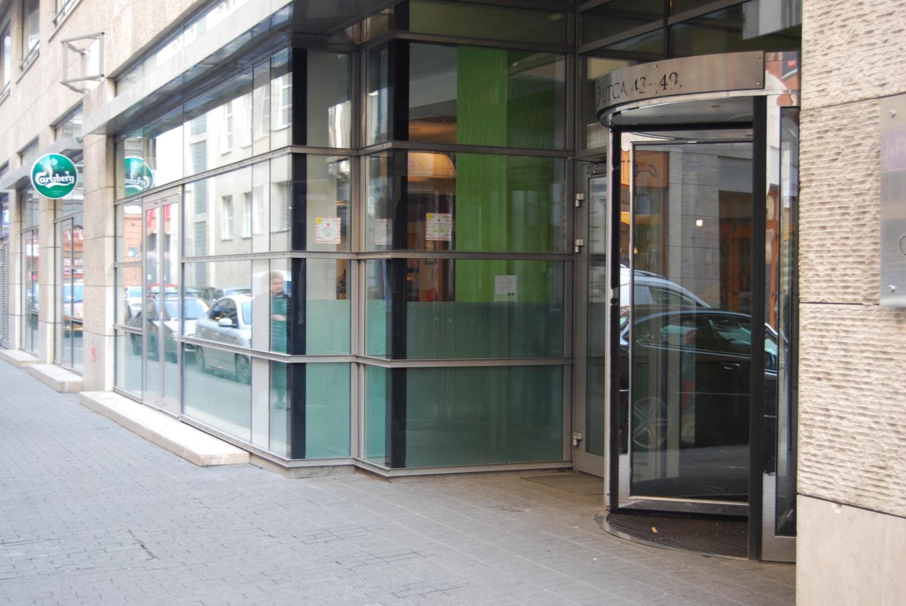 Budapest Holidays Apartments & Spa