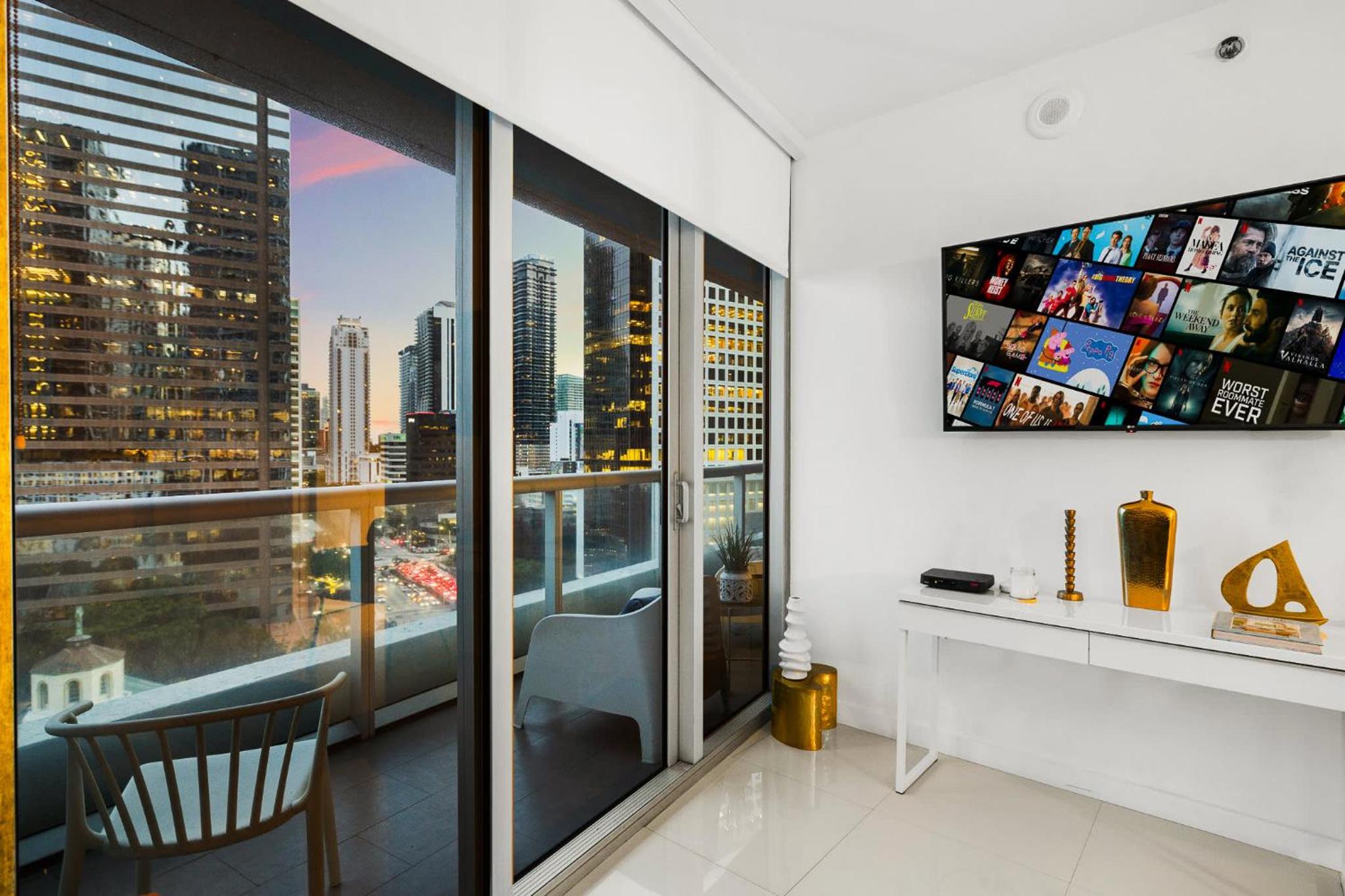 Downtown Brickell- FREE Pool -GYM- SPA