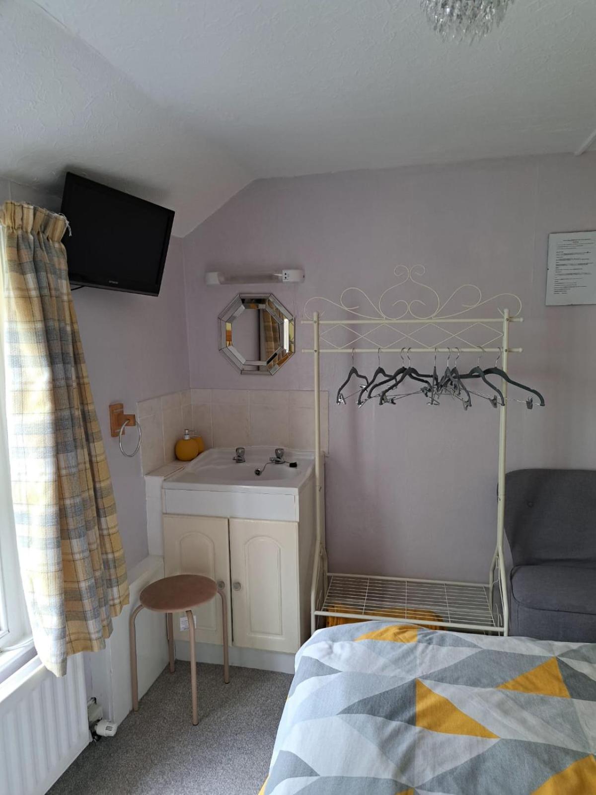 Lyndale Guest House