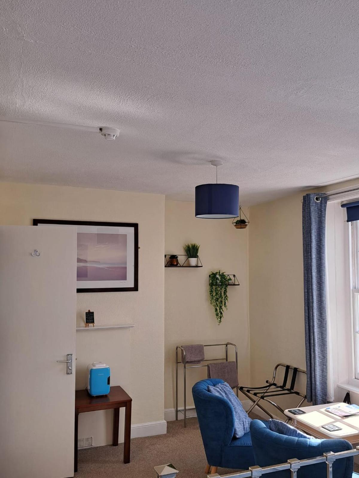 Lyndale Guest House