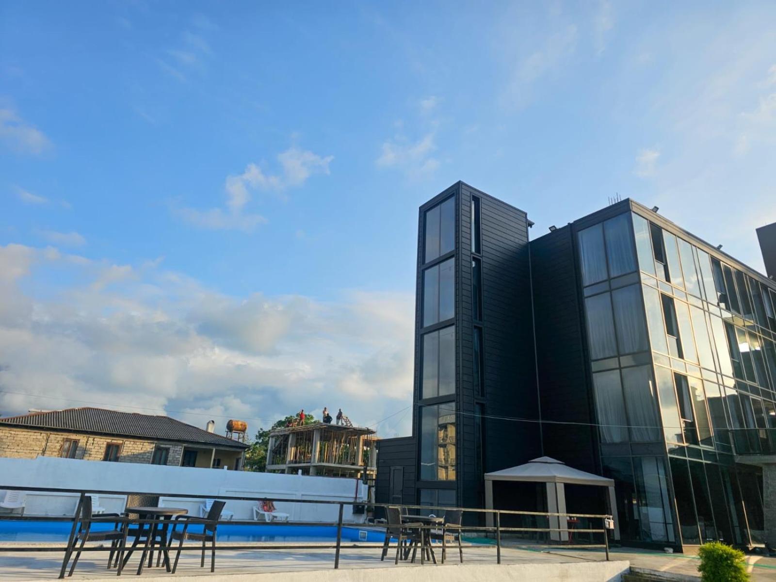HOTEL SOBRANIE