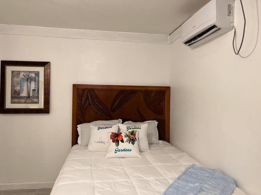 Glintons Settlement Island Comfort unit#2