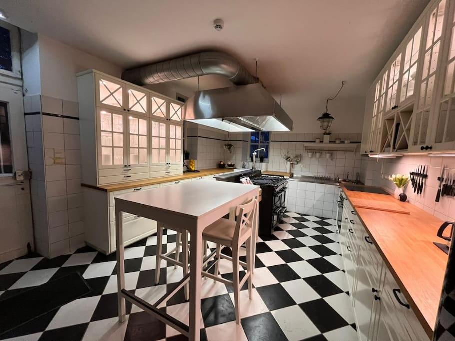 Das GANZE Chateau Thor - bis zu 22 Personen