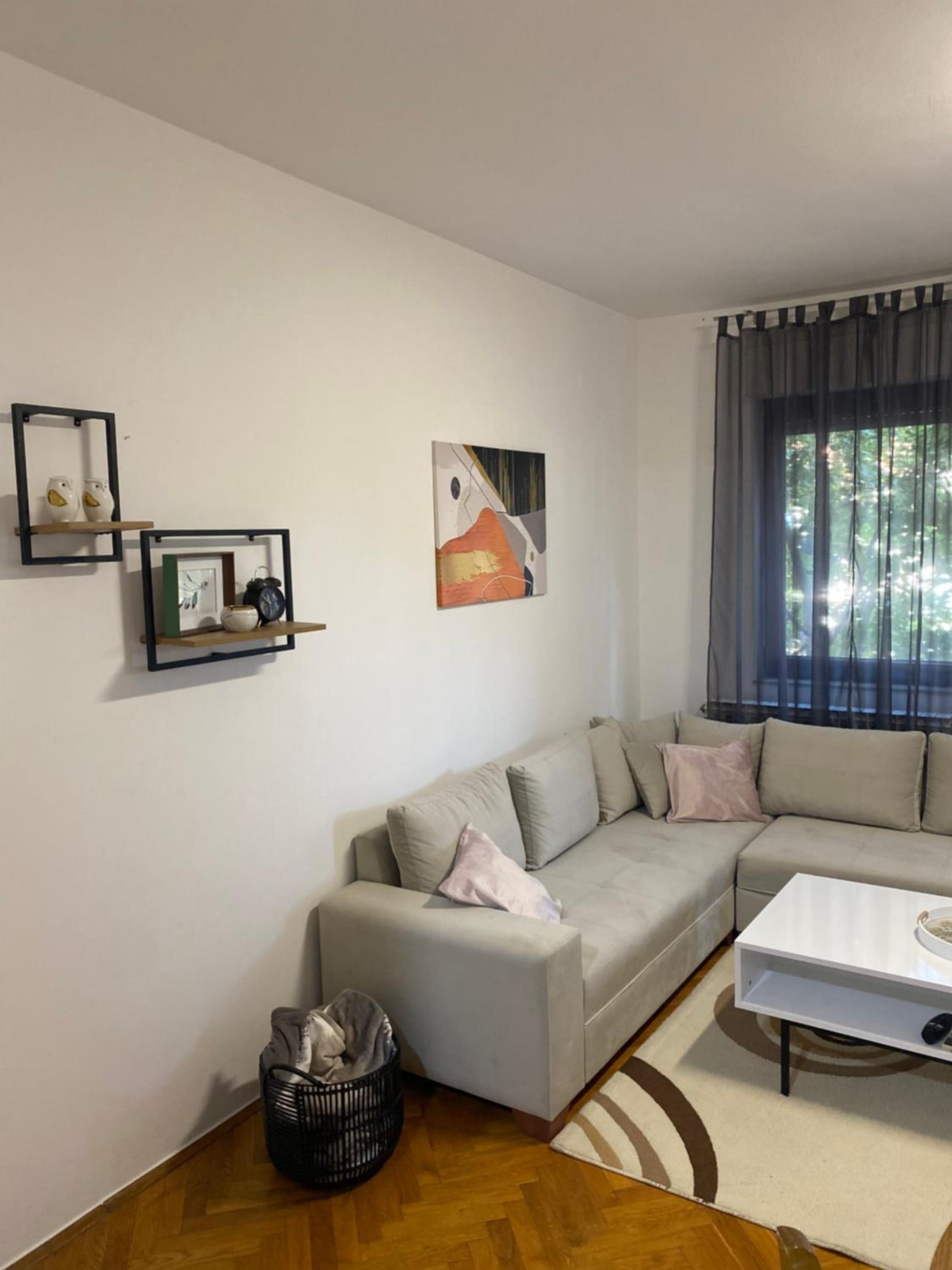 Apartment Luka