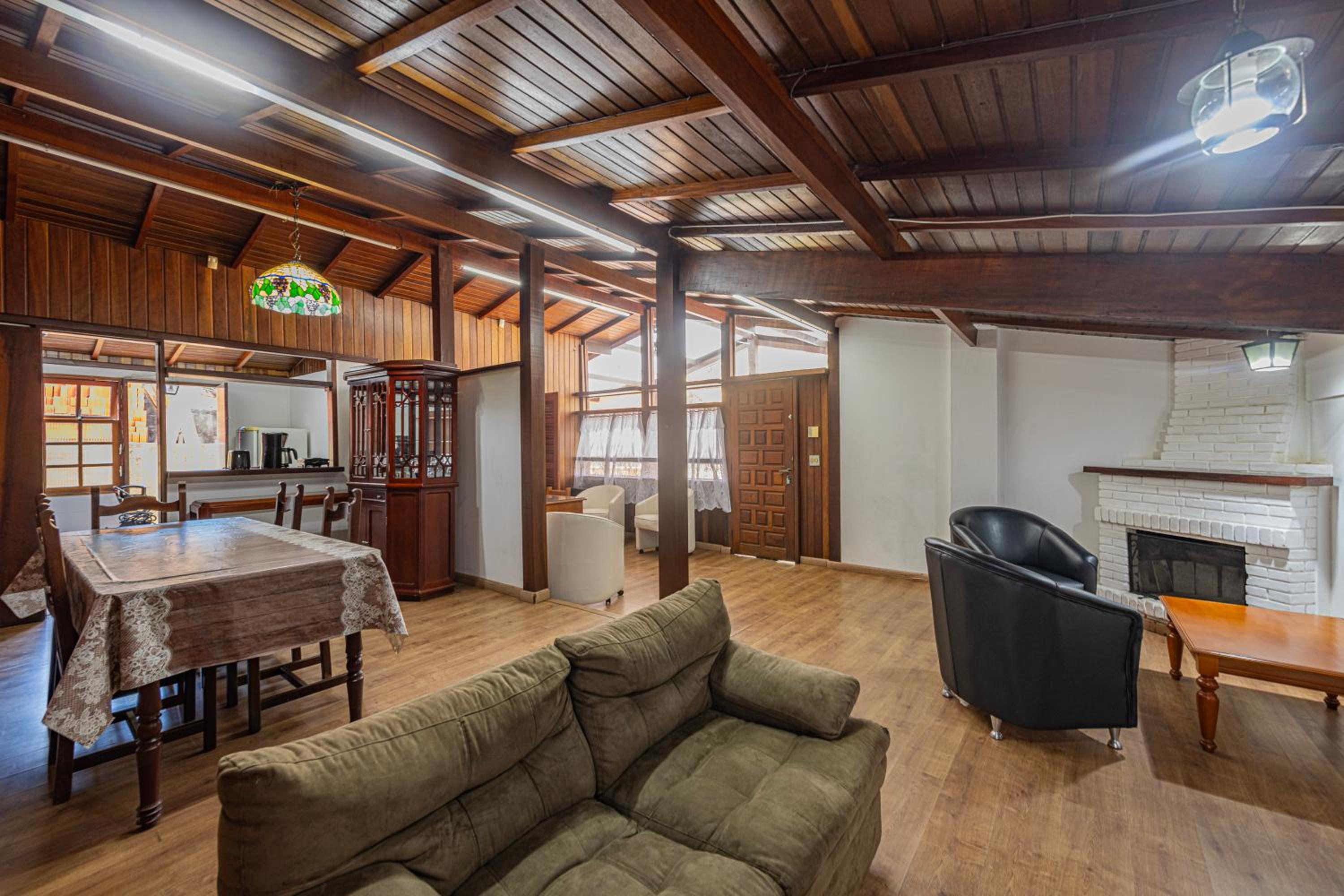 Casa Campos - Grande Hotel, Capivari, Rodoviária