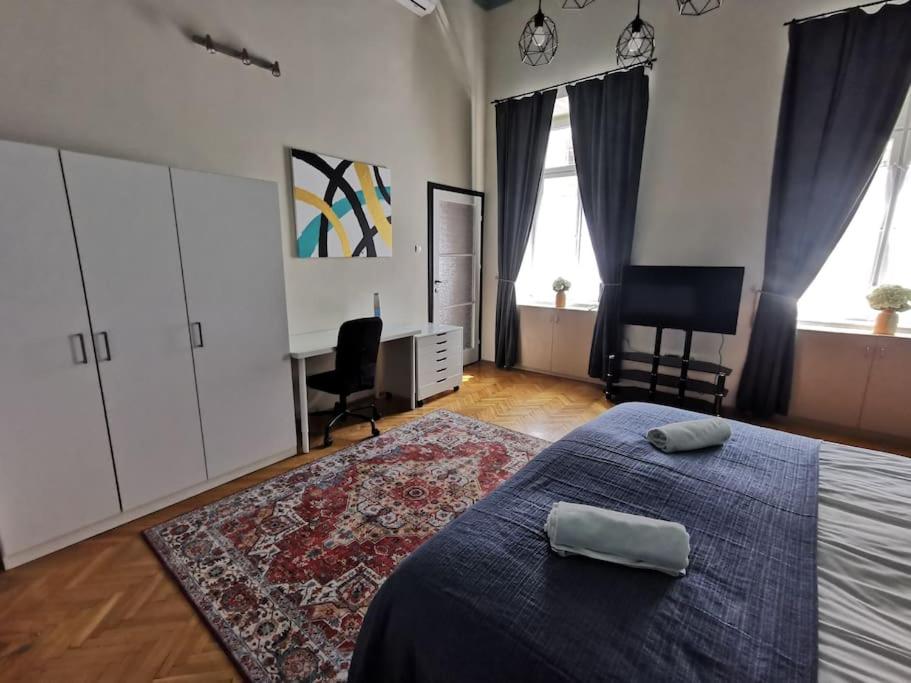 Astoria Downtown Apartment