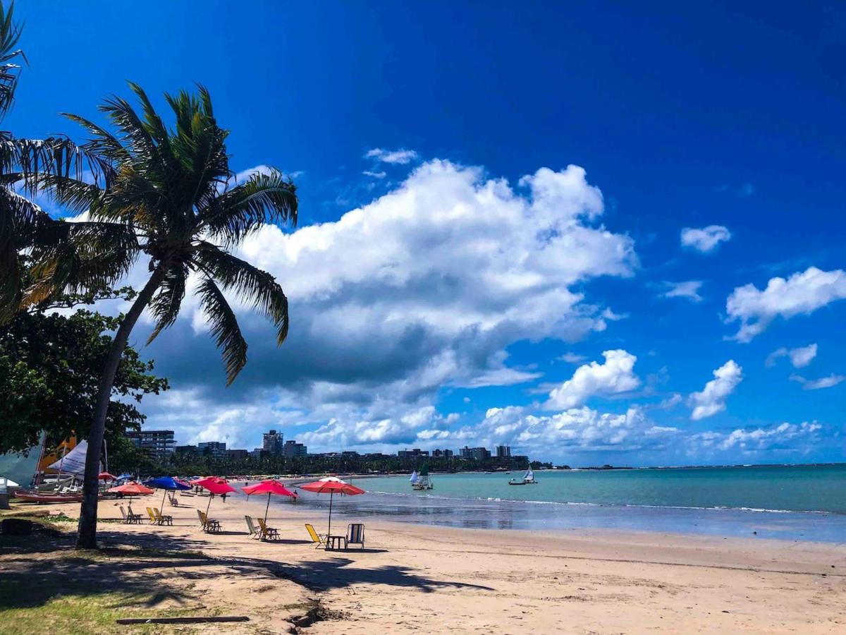 T-36: Flat charmoso a Beira mar da Pajuçara