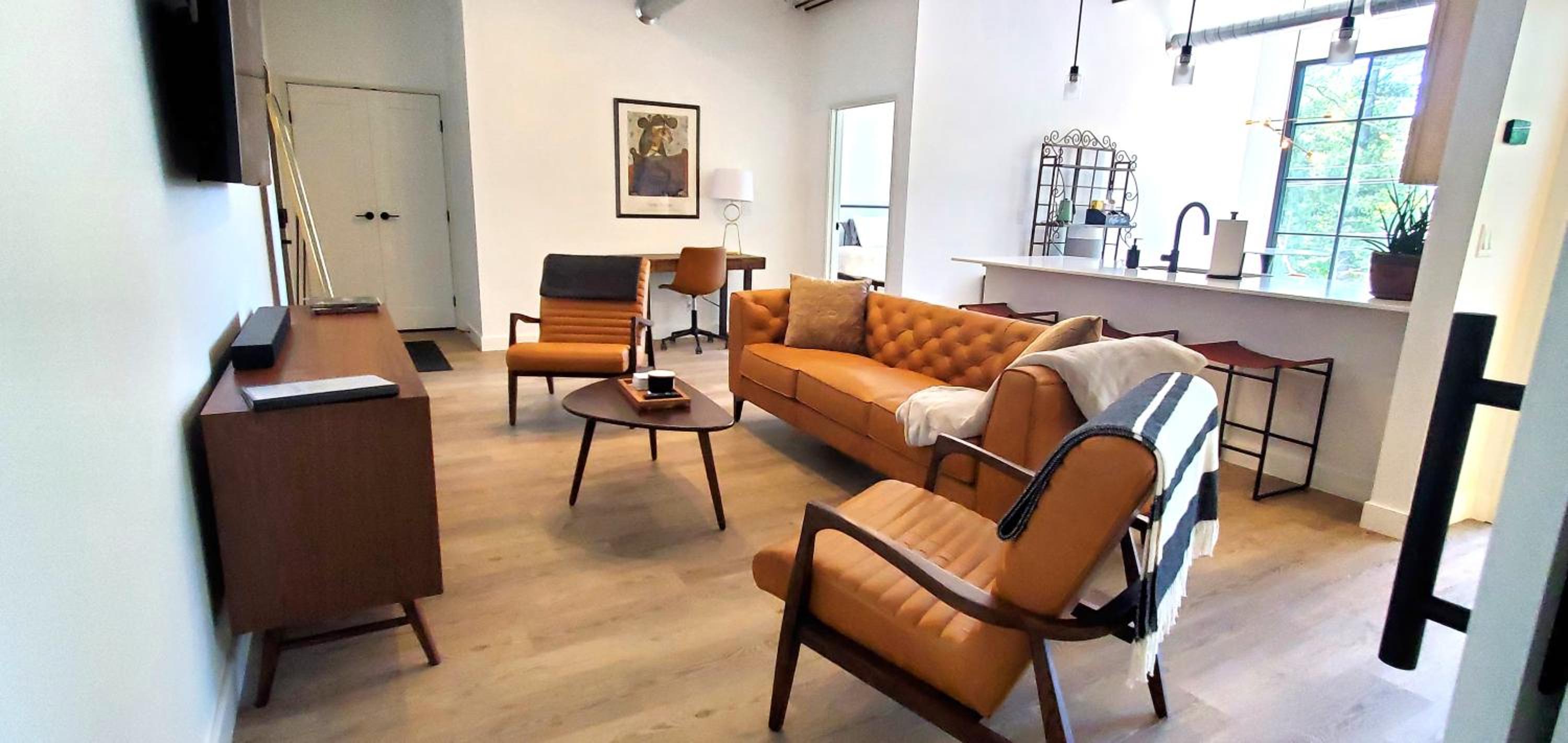 Perch with Rooftop Terrace & Hot Tubs Near Downtown