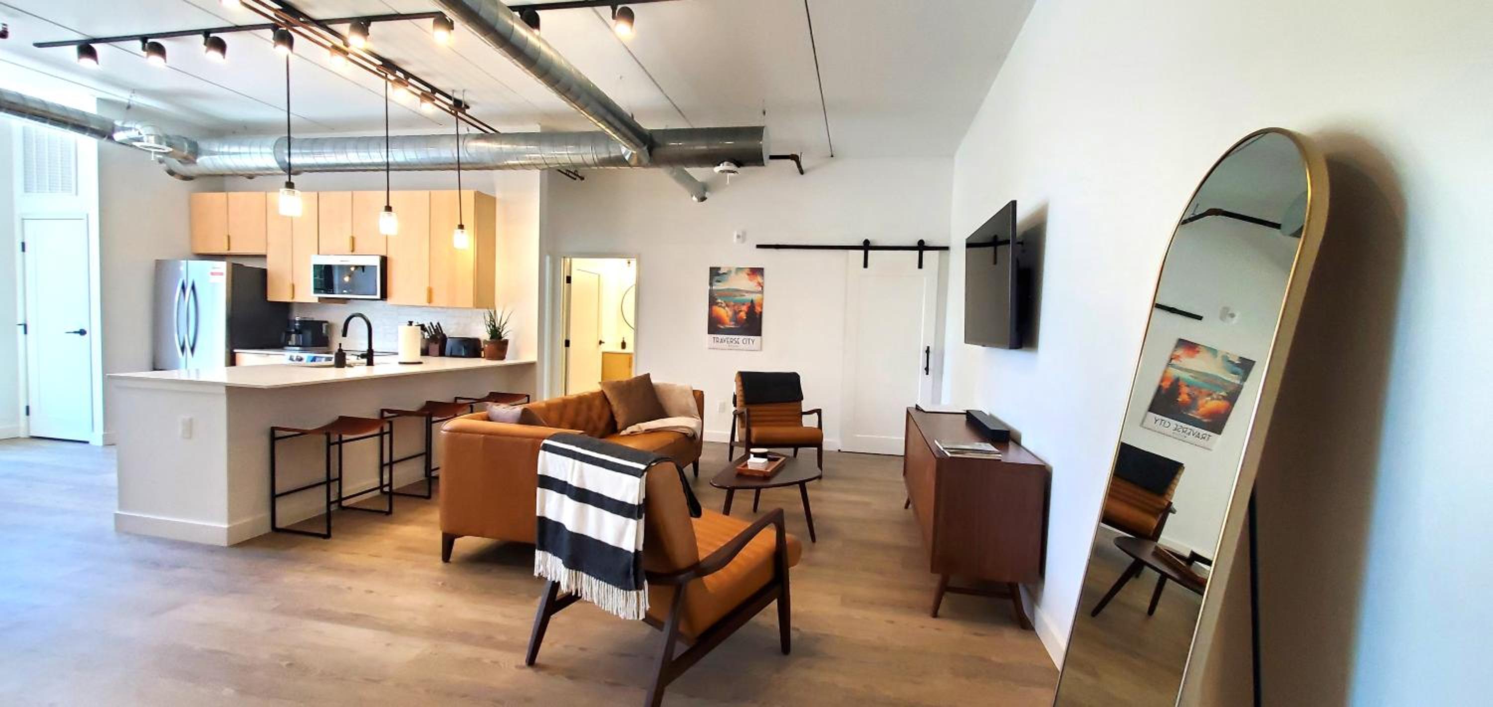 Perch with Rooftop Terrace & Hot Tubs Near Downtown