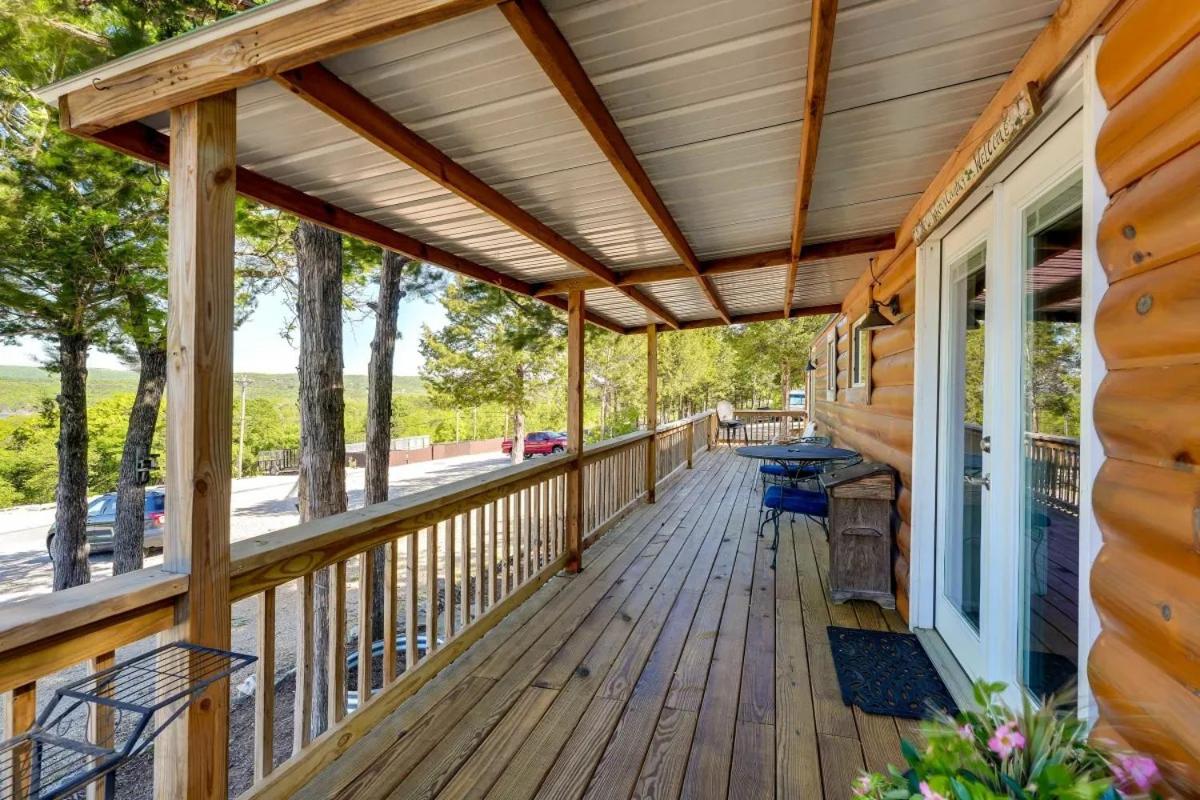 Cabin 21 near SDC, Branson, and Lake view 4
