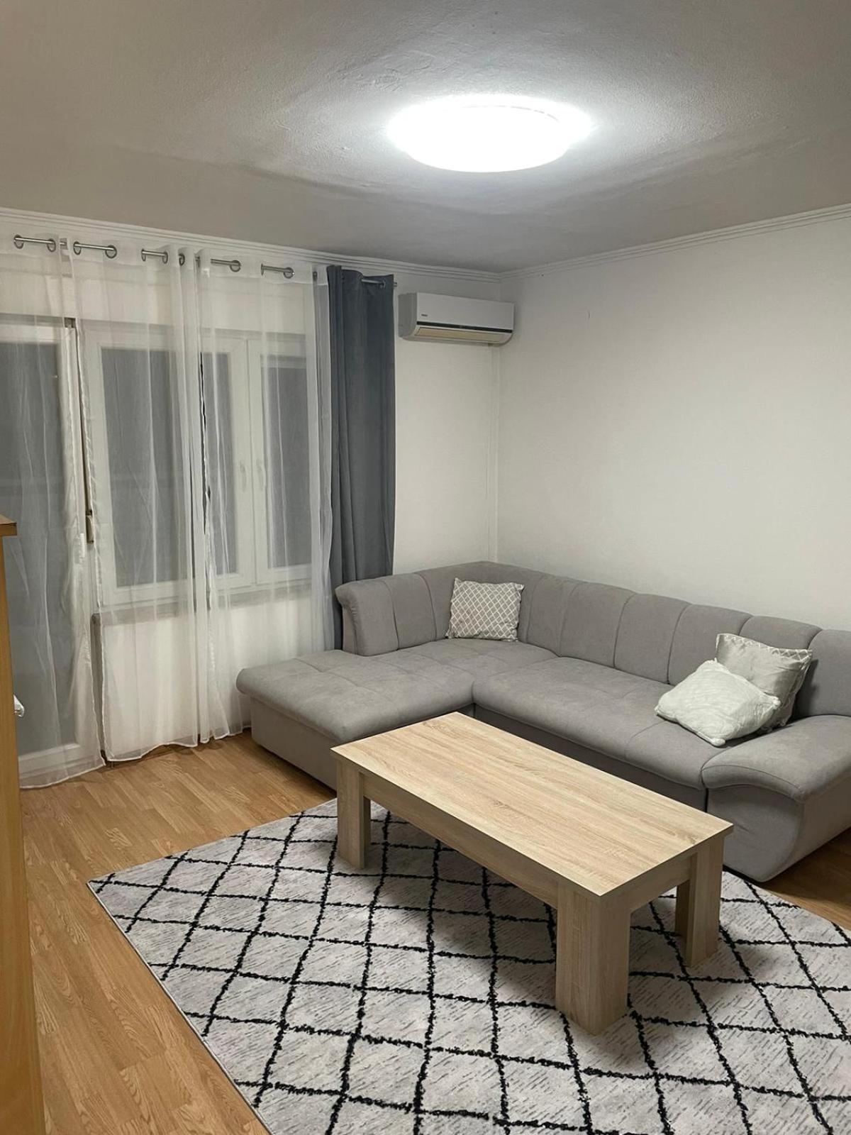 Apartman -stan na dan-