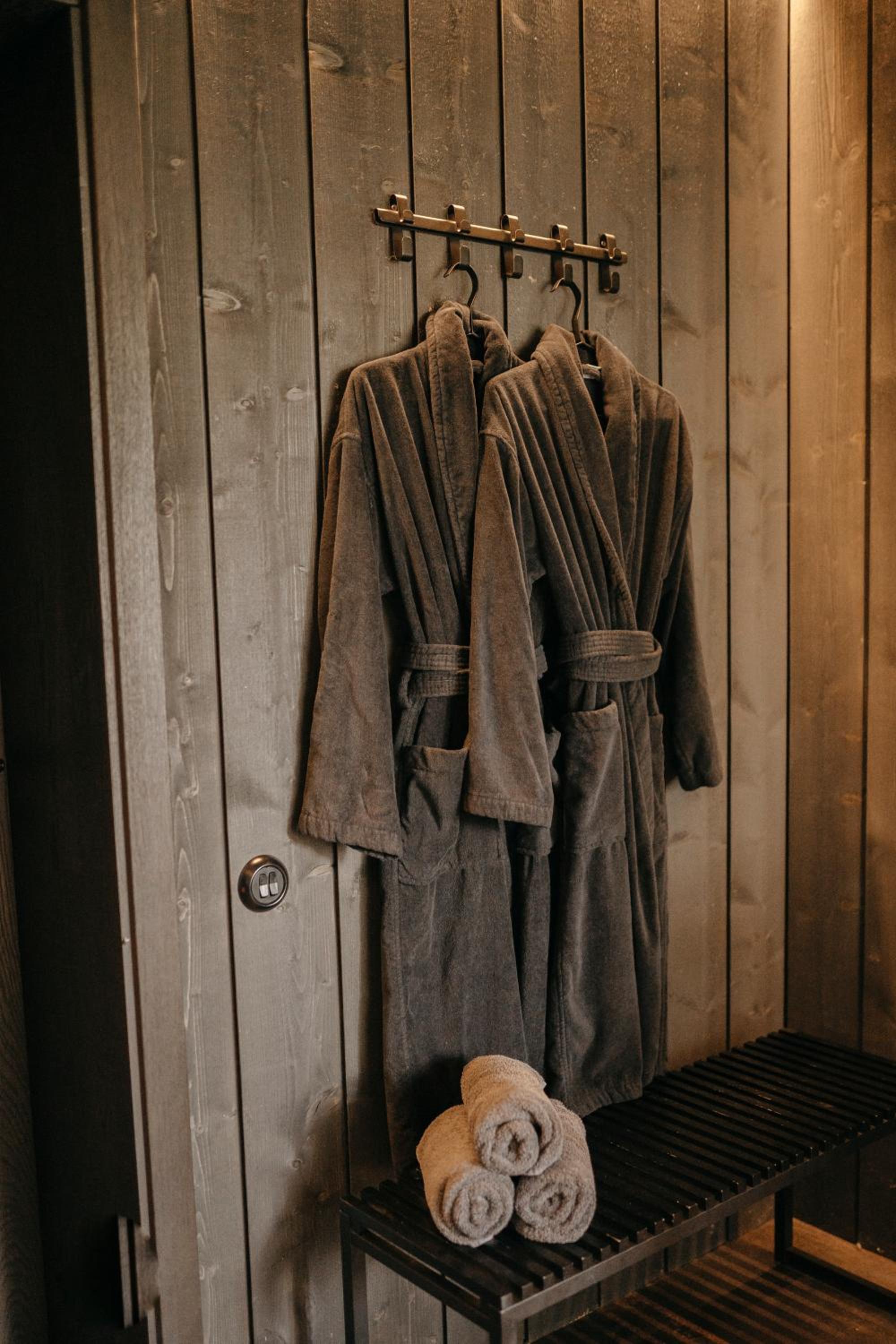ANDO Villa with wood stove sauna
