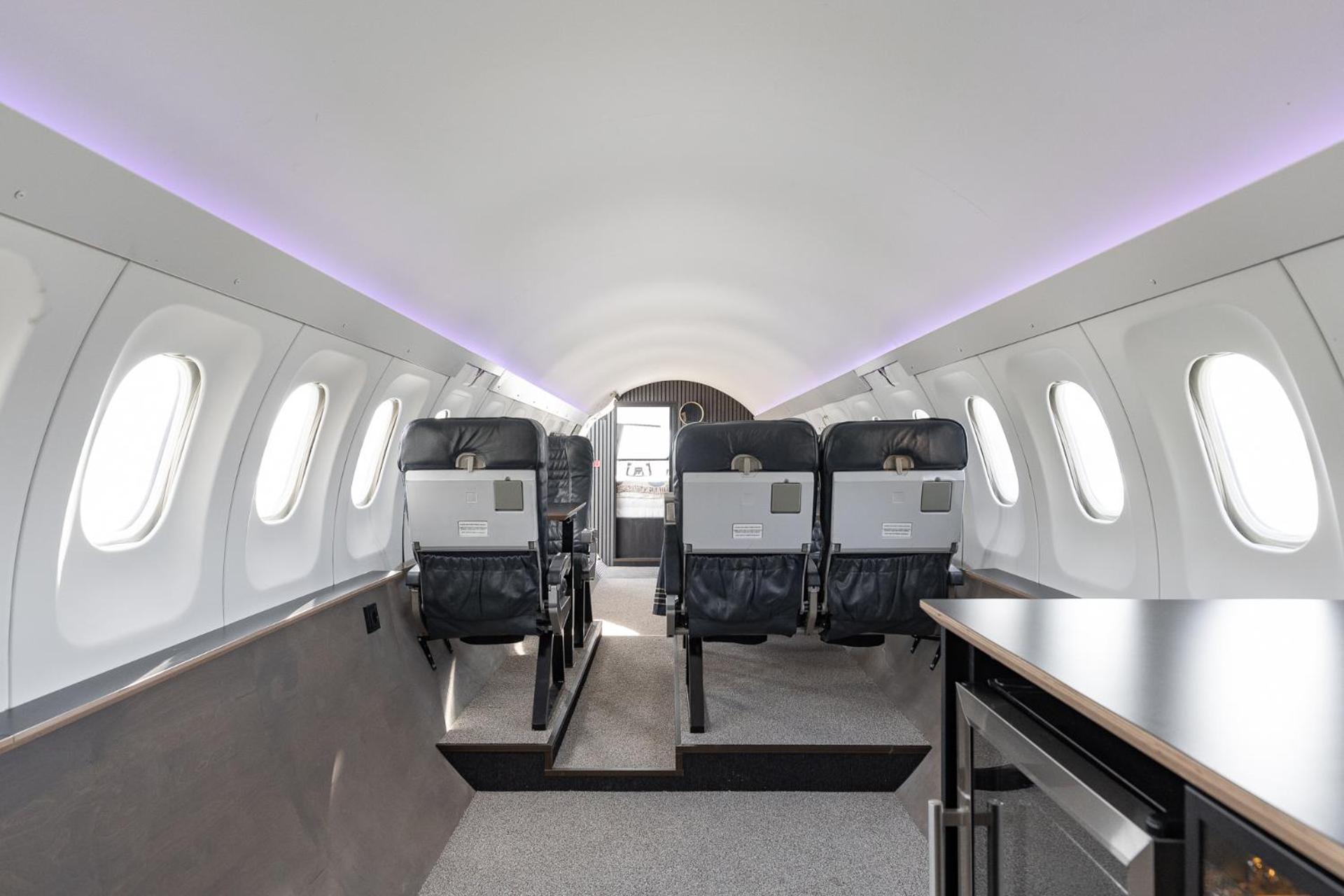Ilmatar Airplane Lodge