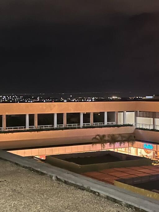 Lindo Apartamento Dentro do shopping