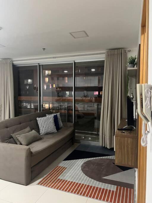Lindo Apartamento Dentro do shopping