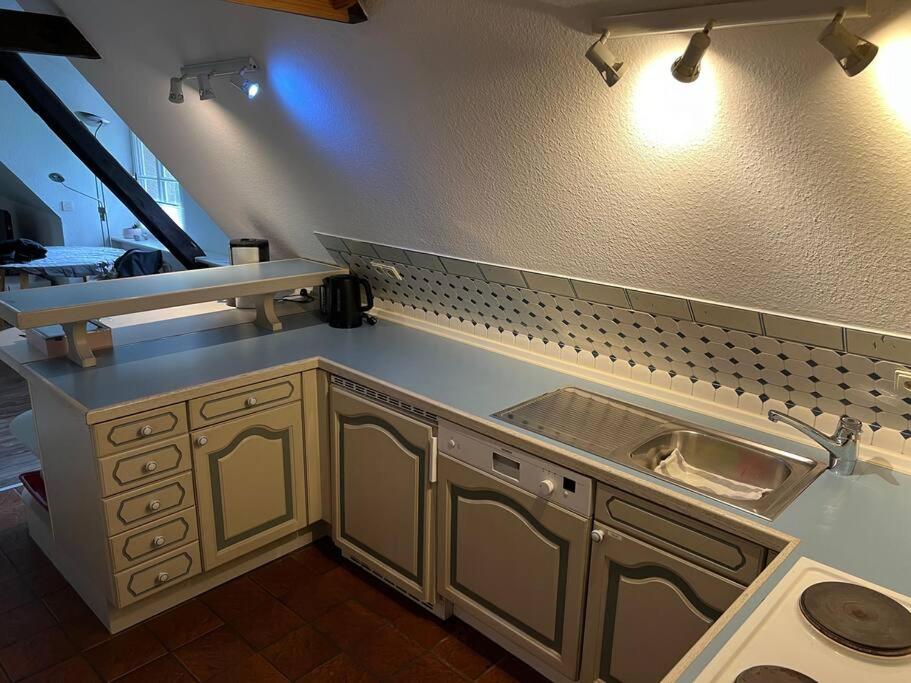 Föhrzeit Wohnung 3 Kuschelig unter Reet mit Garten