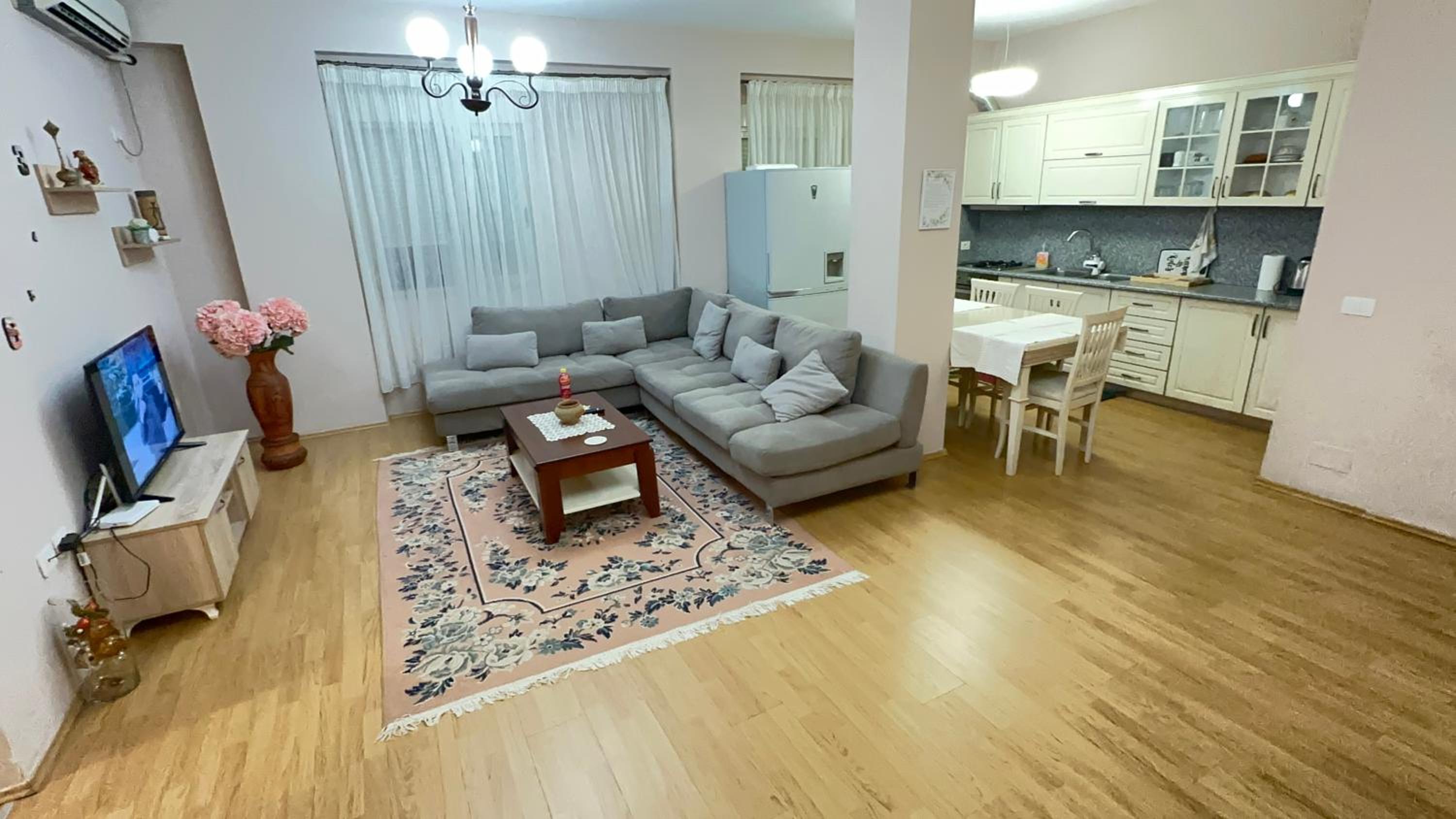 Urban Heaven Apartment