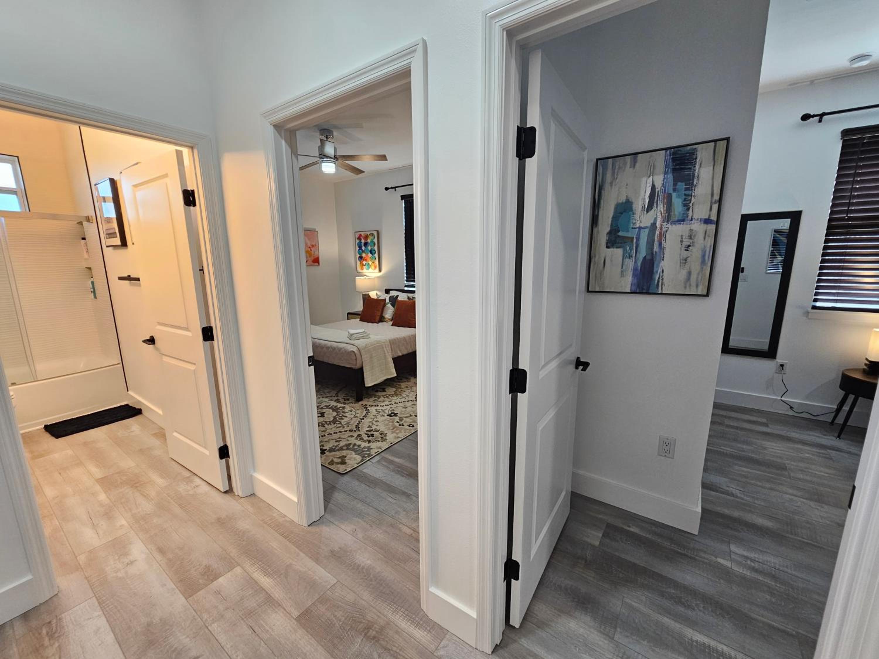 LUXURY 5bd 4ba w Jacuzzi tub Winter Park CP Orlando Gem