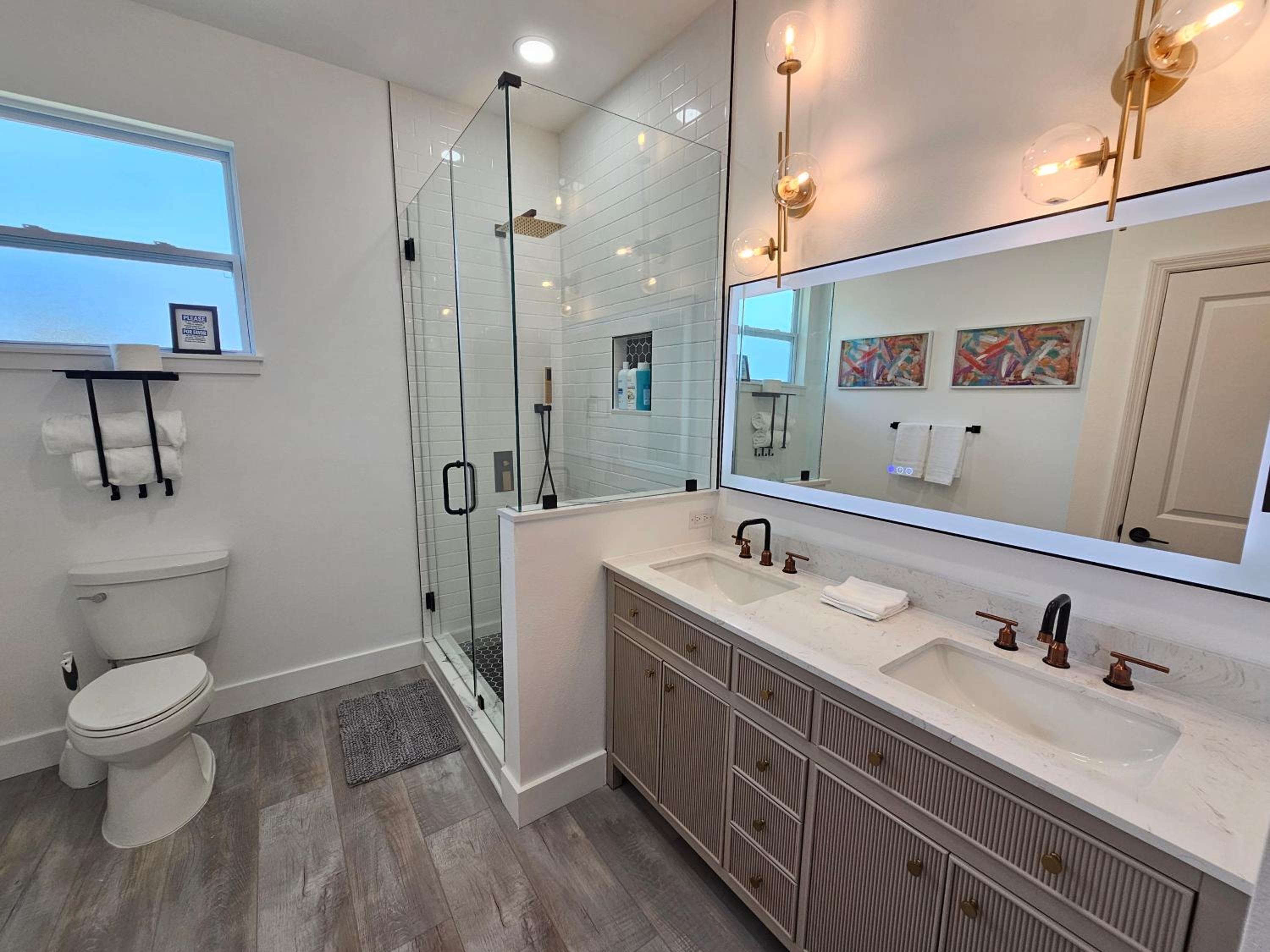 LUXURY 5bd 4ba w Jacuzzi tub Winter Park CP Orlando Gem