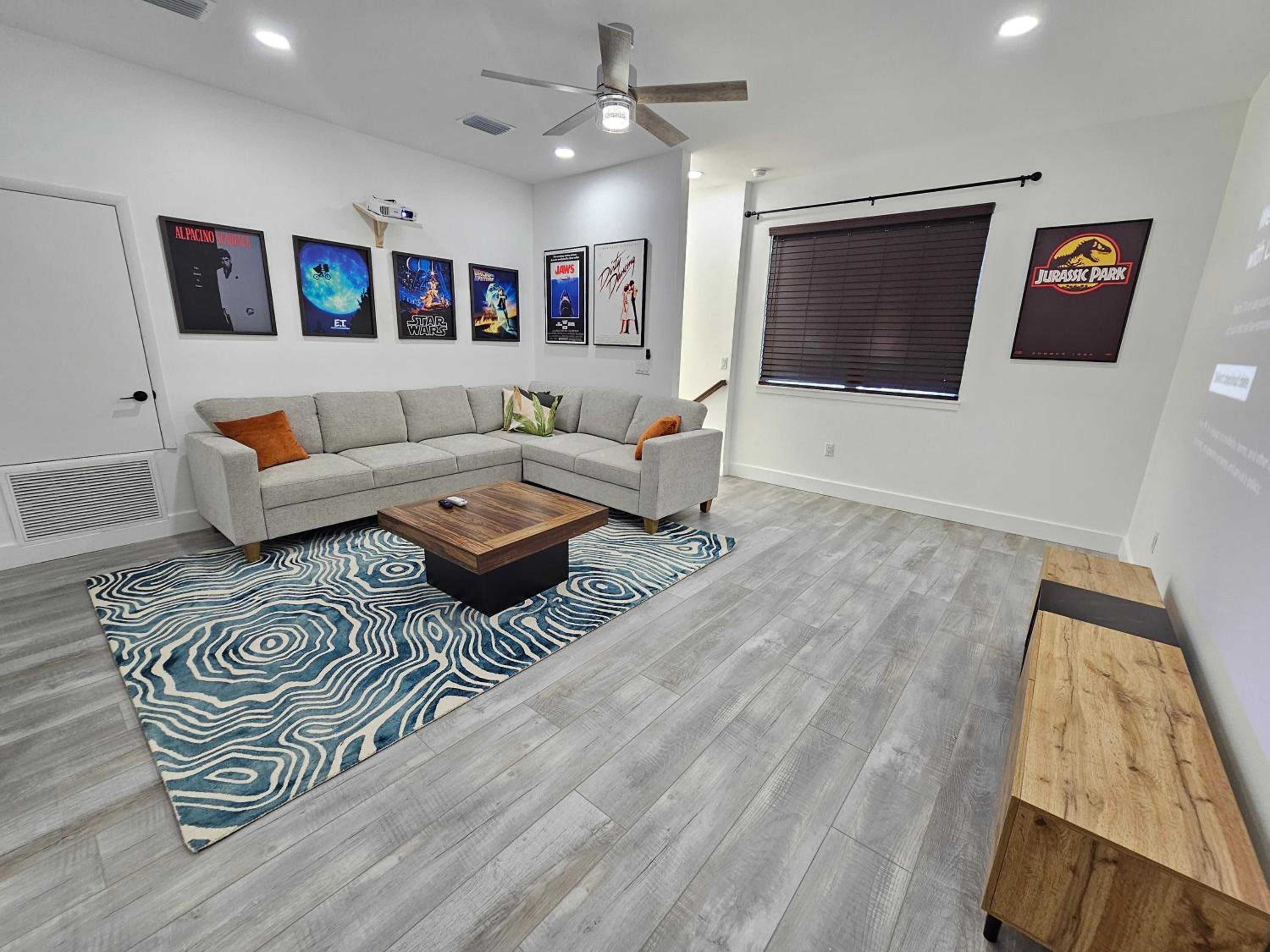 LUXURY 5bd 4ba w Jacuzzi tub Winter Park CP Orlando Gem