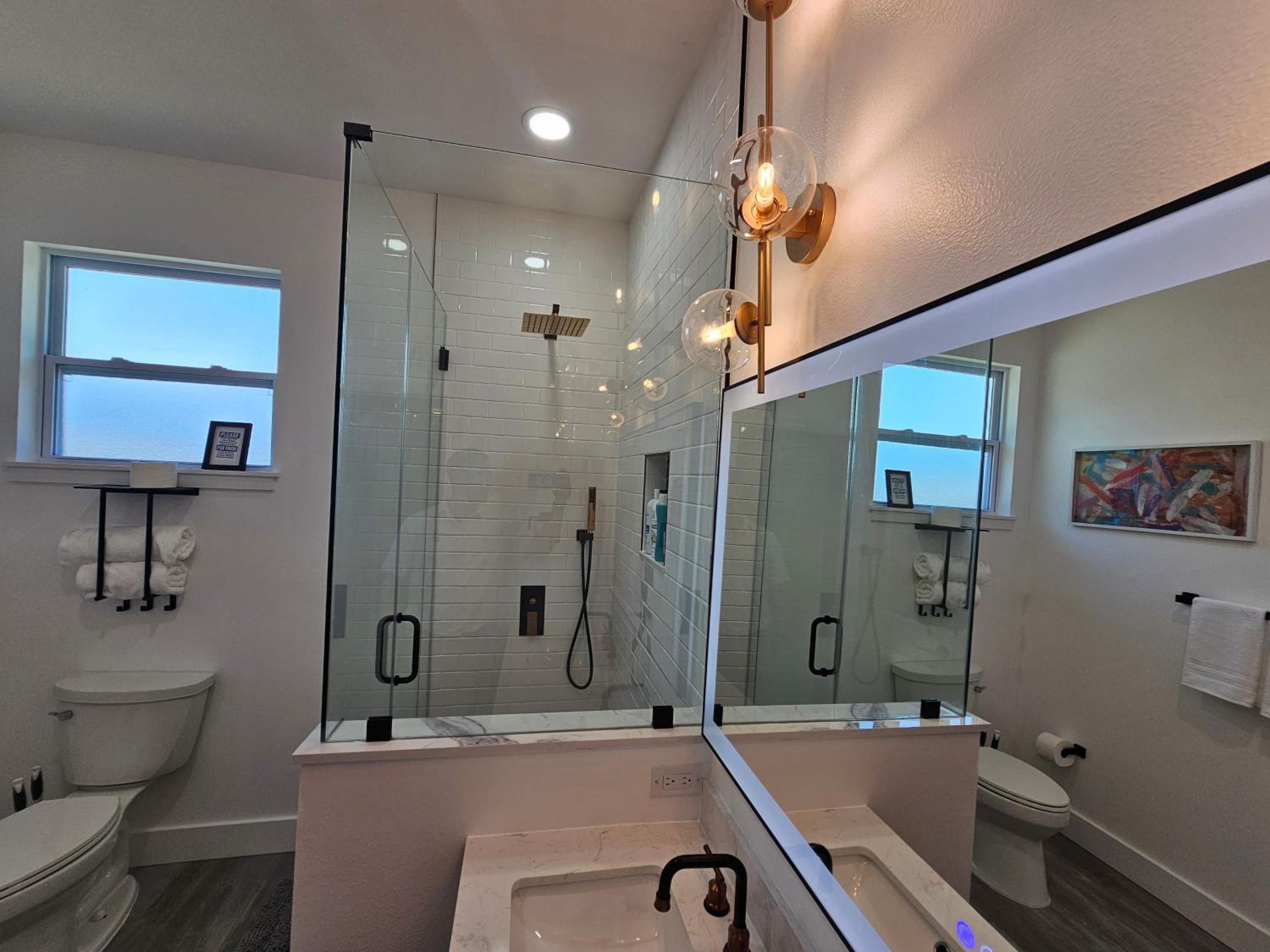 LUXURY 5bd 4ba w Jacuzzi tub Winter Park CP Orlando Gem