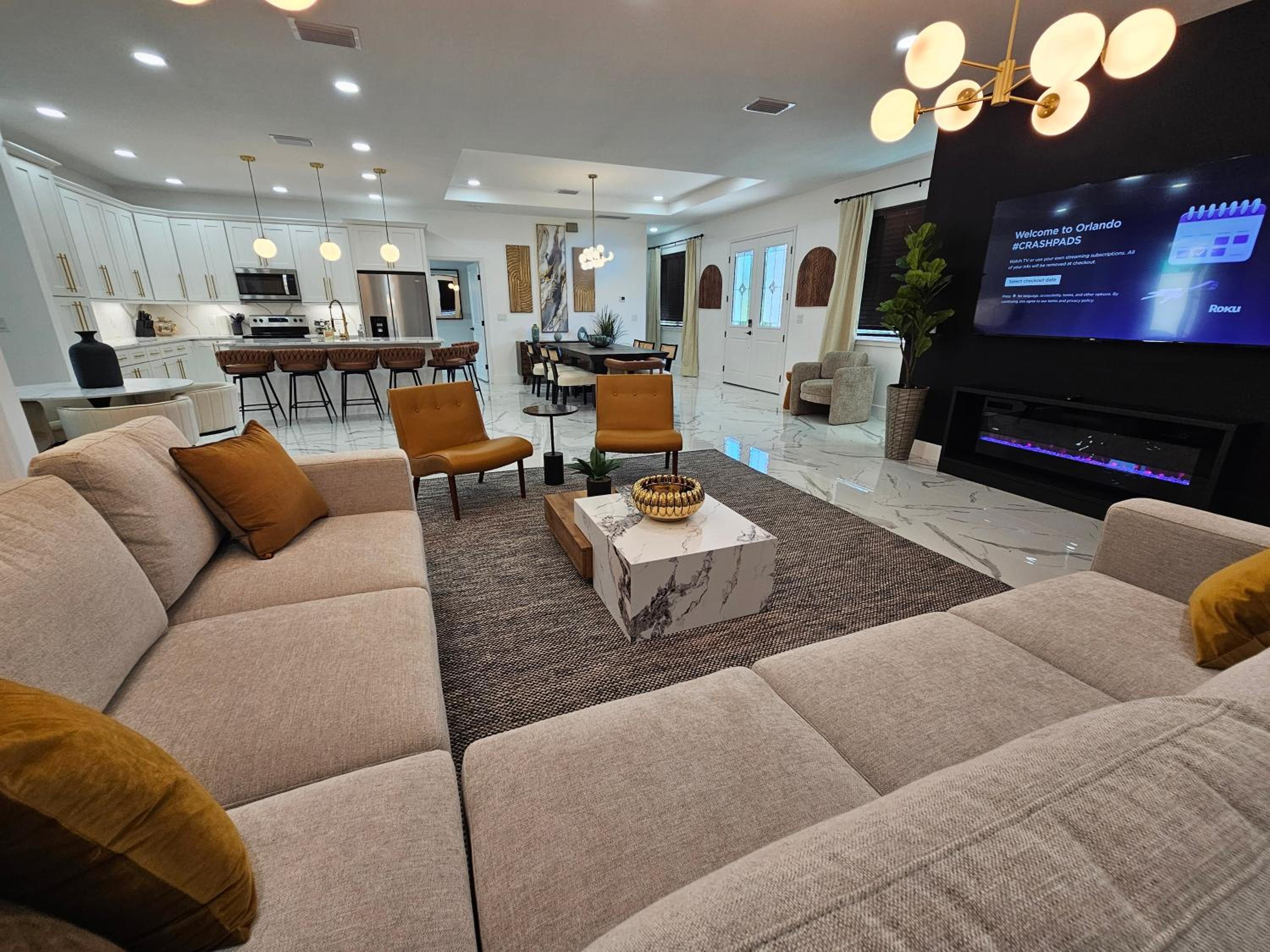 LUXURY 5bd 4ba w Jacuzzi tub Winter Park CP Orlando Gem