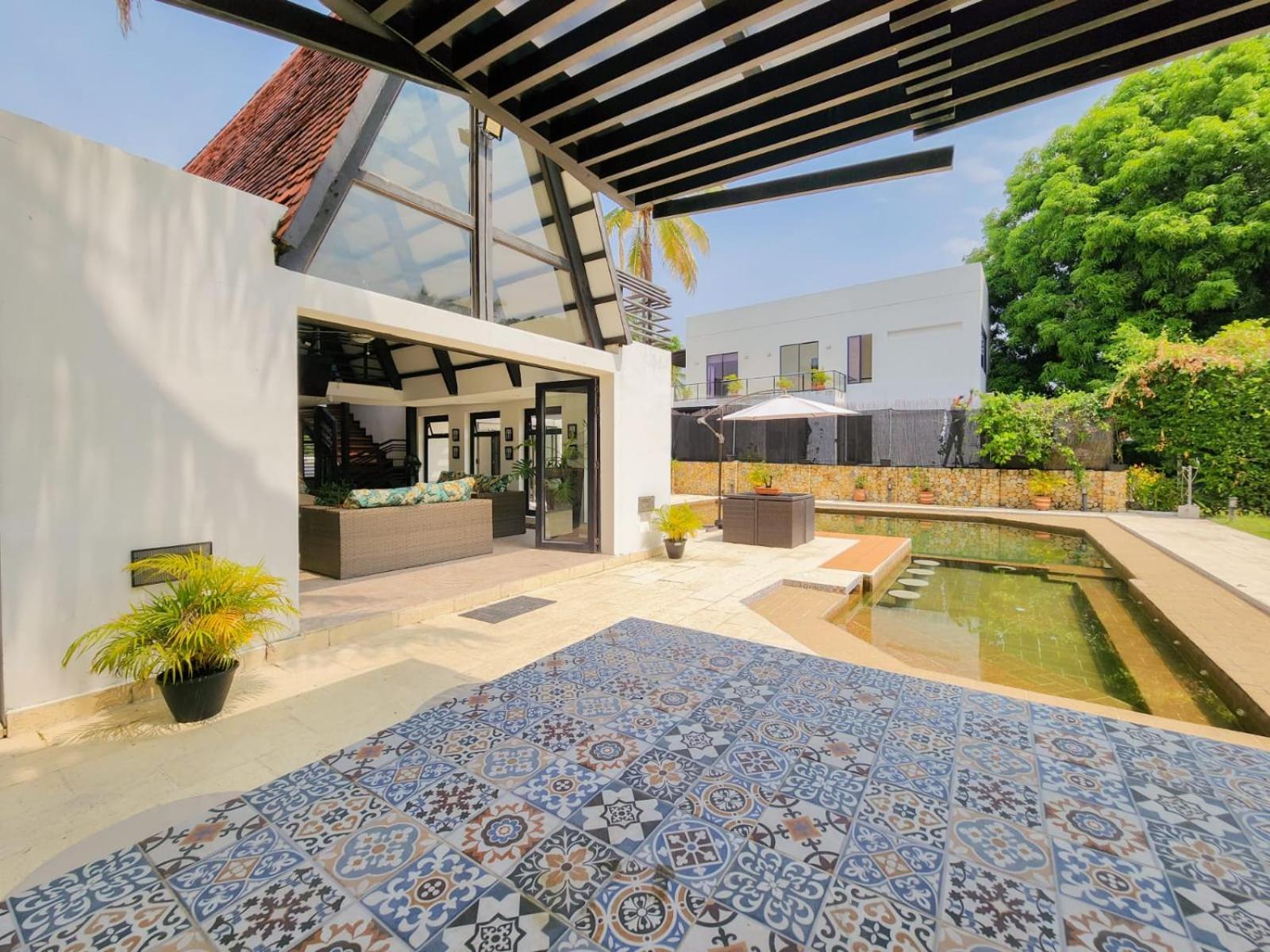 Exótica casa en EL PEÑÓN- GIRARDOT