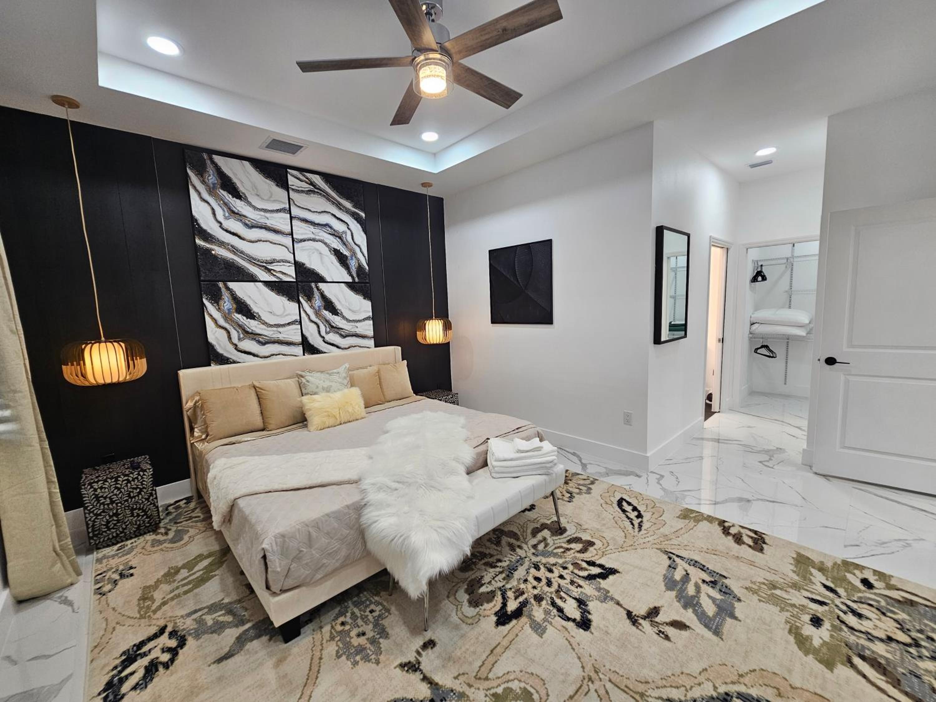 LUXURY 5bd 4ba w Jacuzzi tub Winter Park CP Orlando Gem