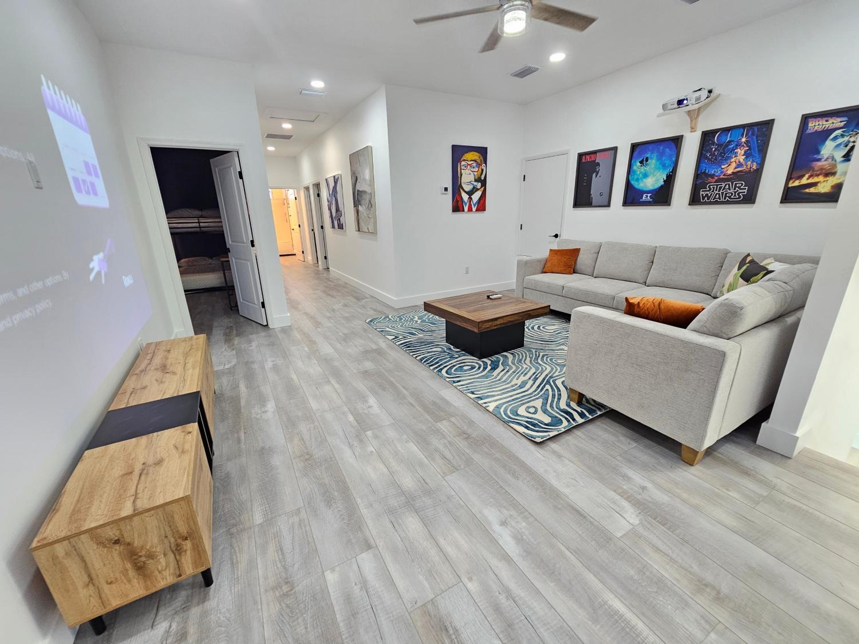 LUXURY 5bd 4ba w Jacuzzi tub Winter Park CP Orlando Gem
