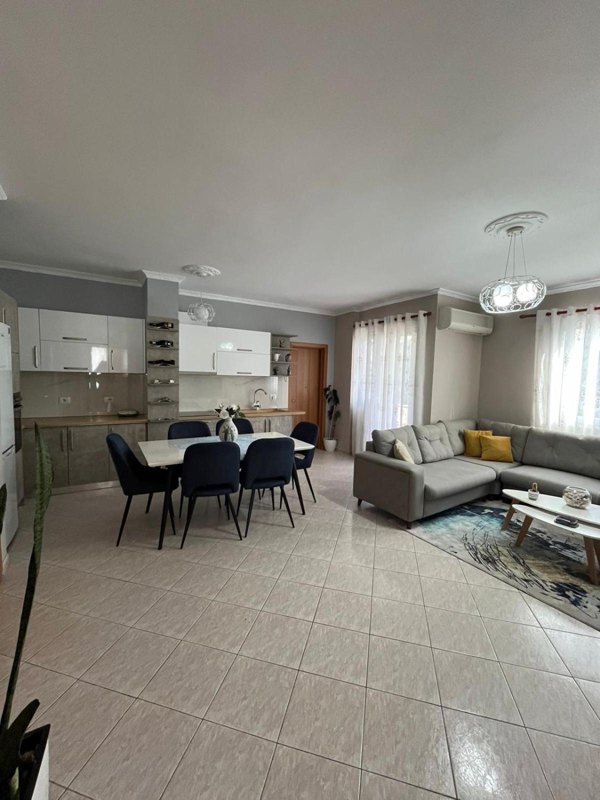 Summer Dreams apartments