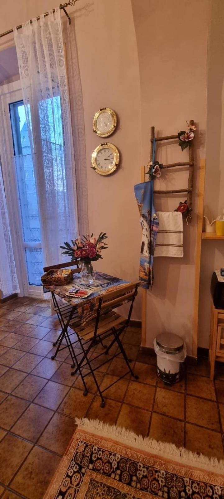 Enza Domus