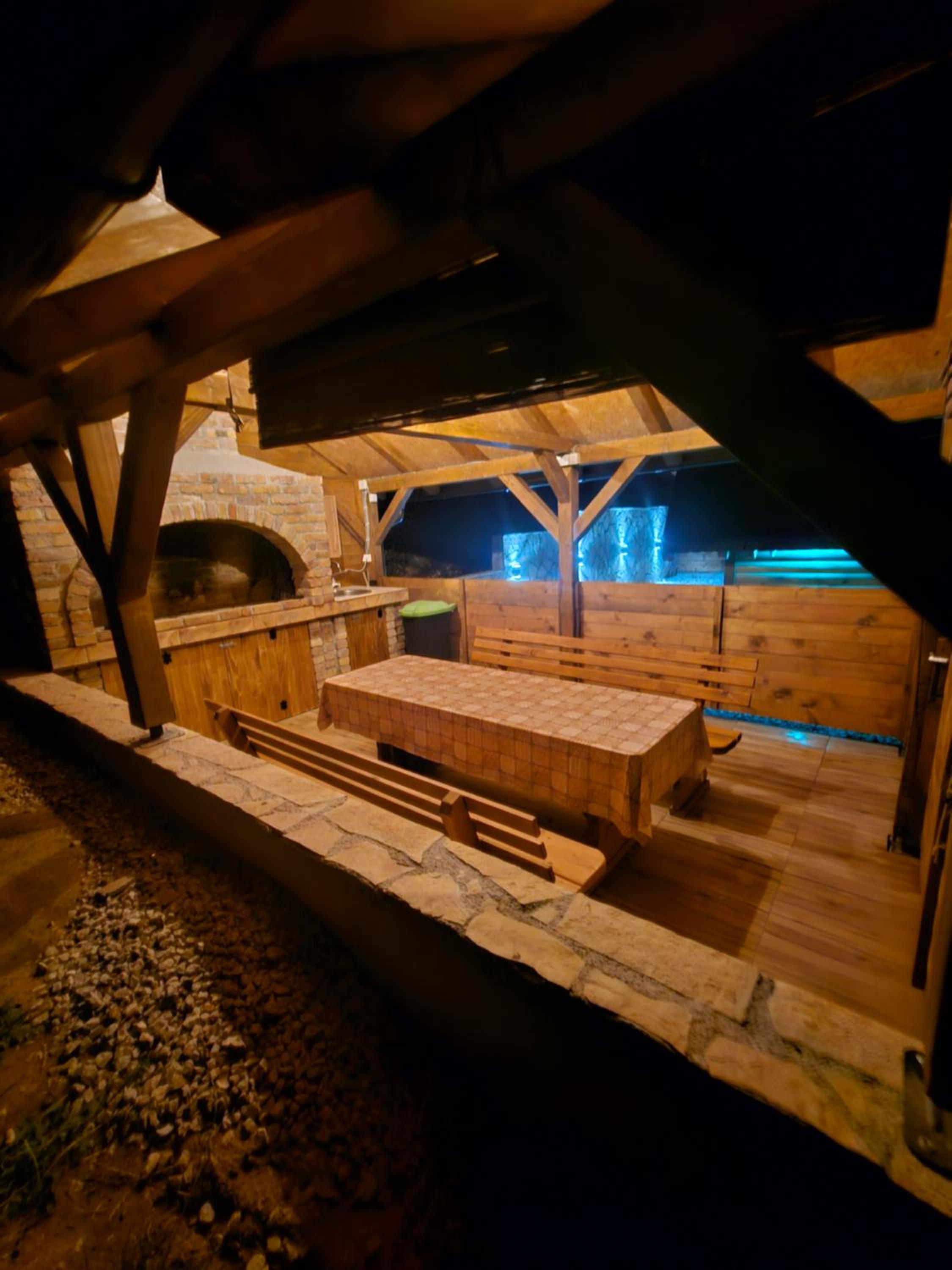 Vikendica IVA