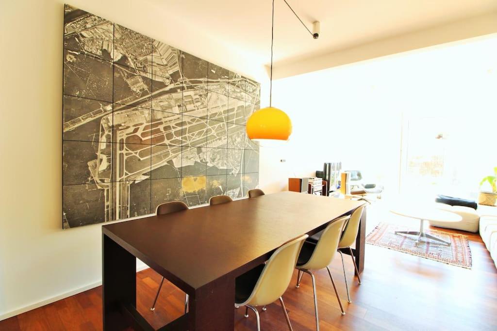 Townhouse with garden, terrace & balcony