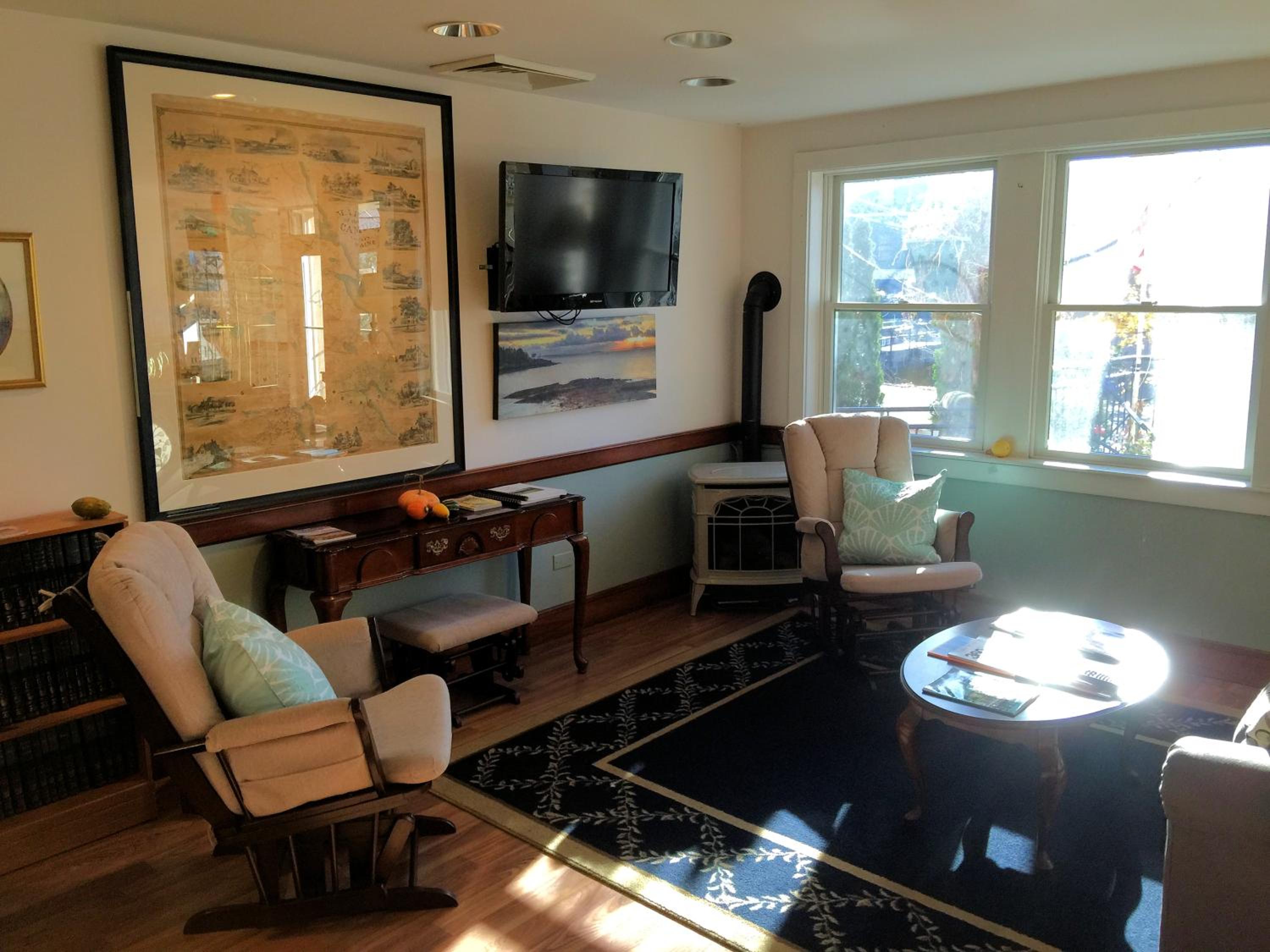 Camden Riverhouse Hotel and Inn