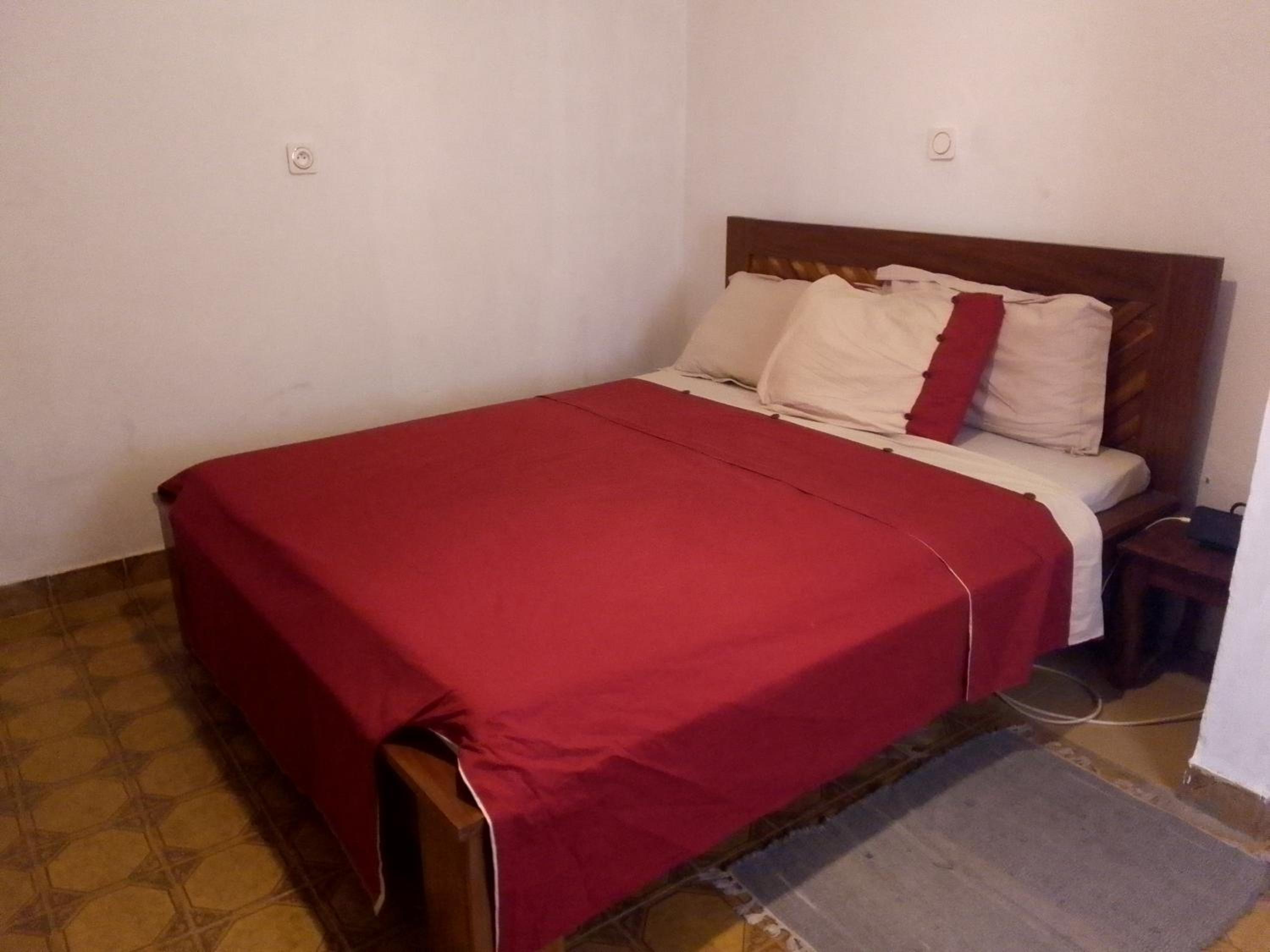 BUFFALO Room