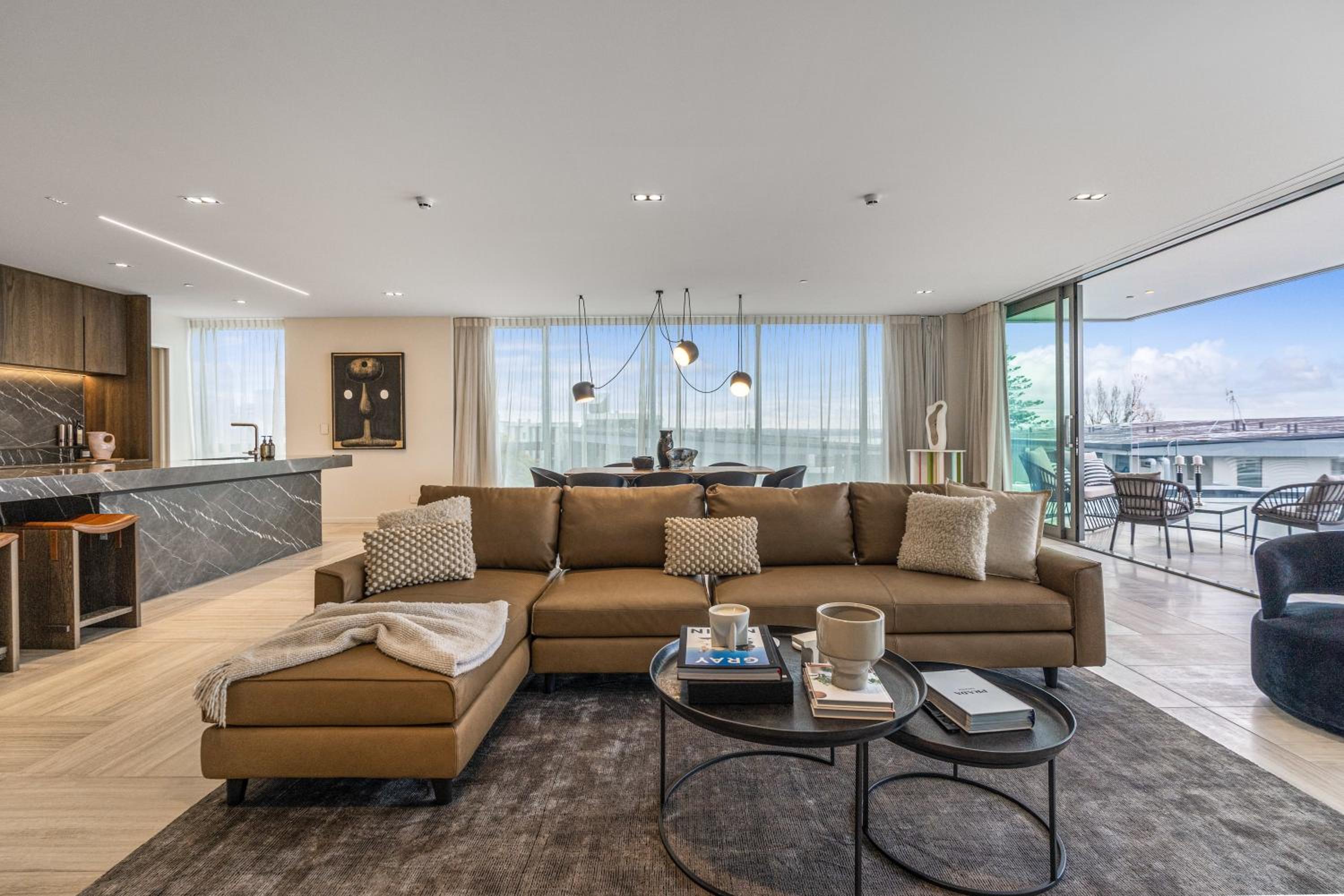 4BD Parnell Penthouse with Breathtaking Views view 3