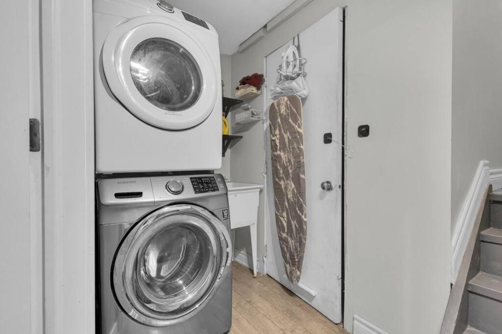 Cosy Guest Suite Near Shops, Transit, Hwy and GO!