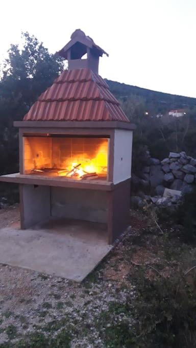 New Luxury Villa with heated Pool, Marina-Trogir view 4