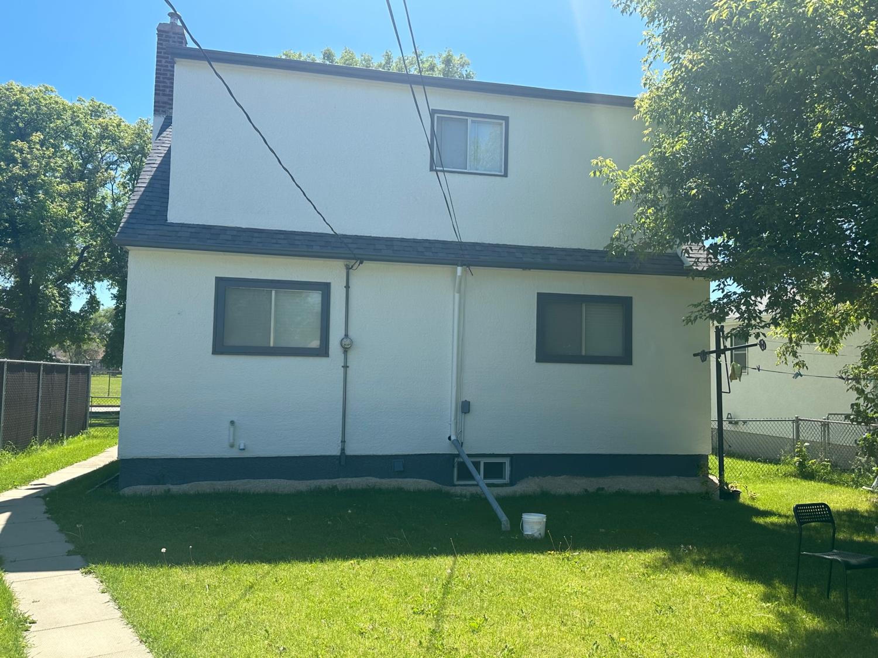 Spotless 2 Bedroom Suite in Winnipeg