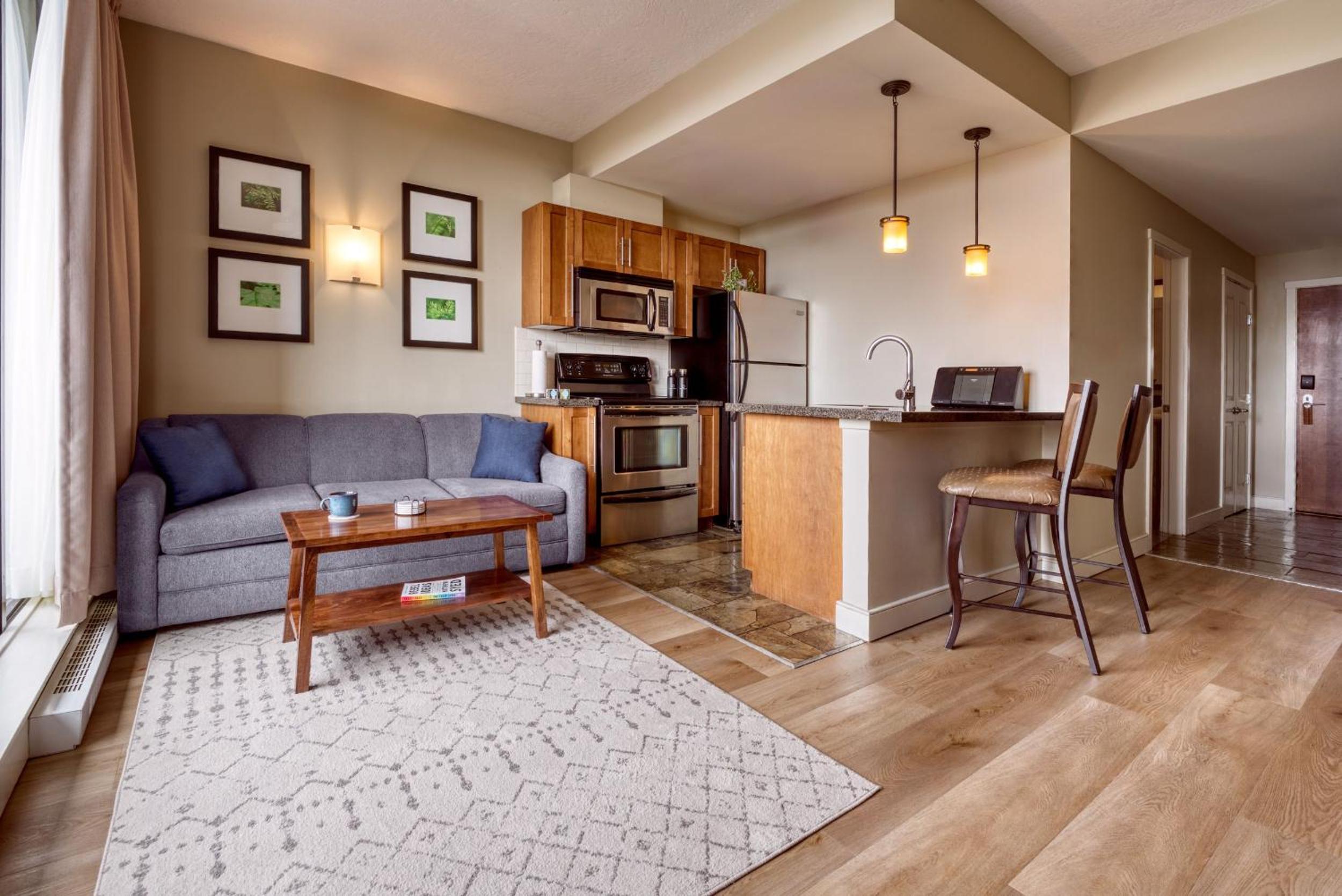 Oswego Hotel