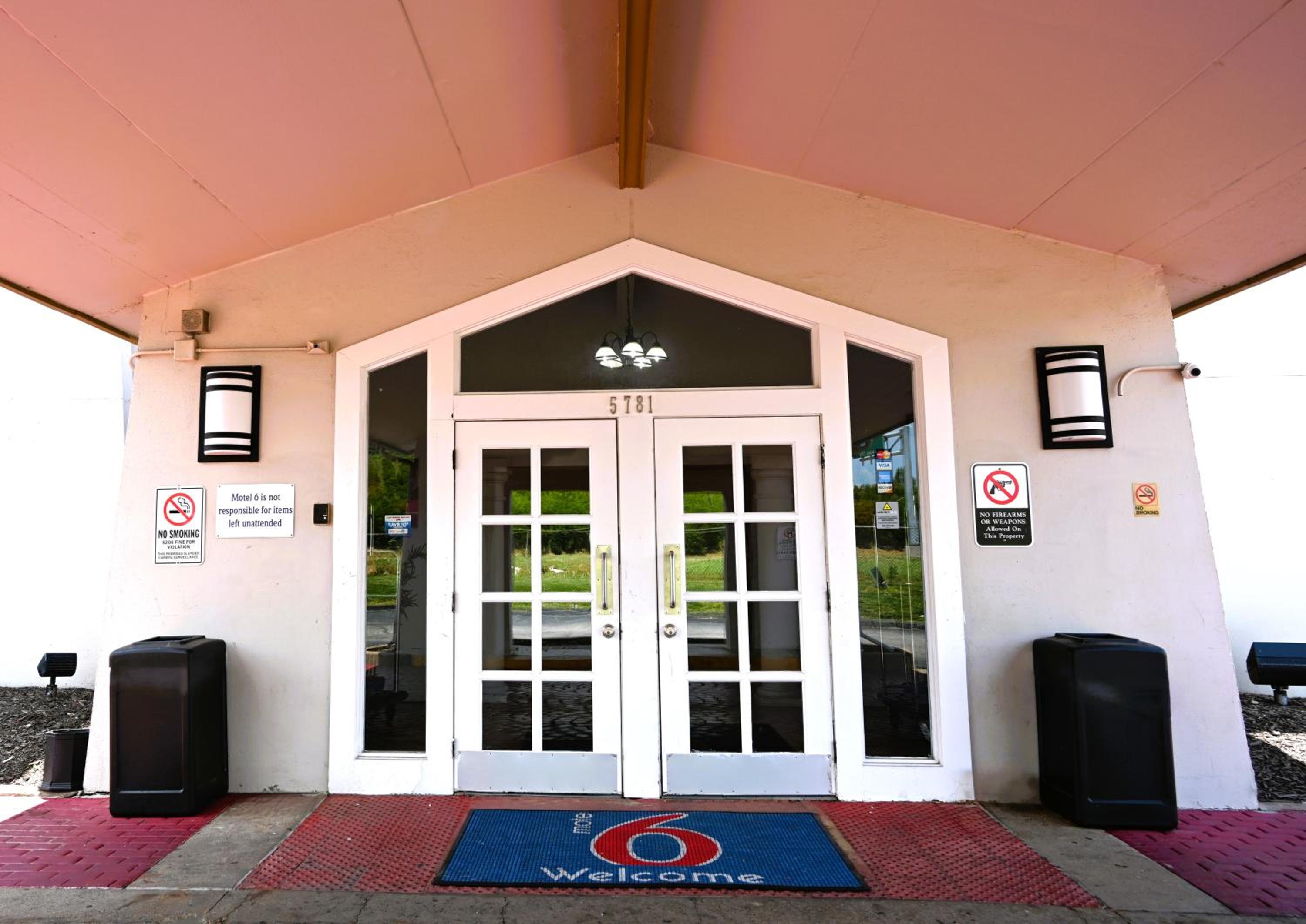 Motel 6-Hazelwood, MO - Property Image 12
