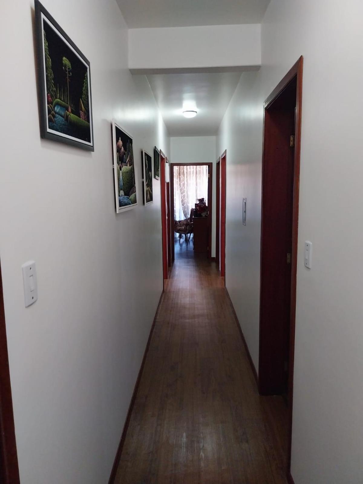 Apto Mozzafiato 2 Quartos no Centro