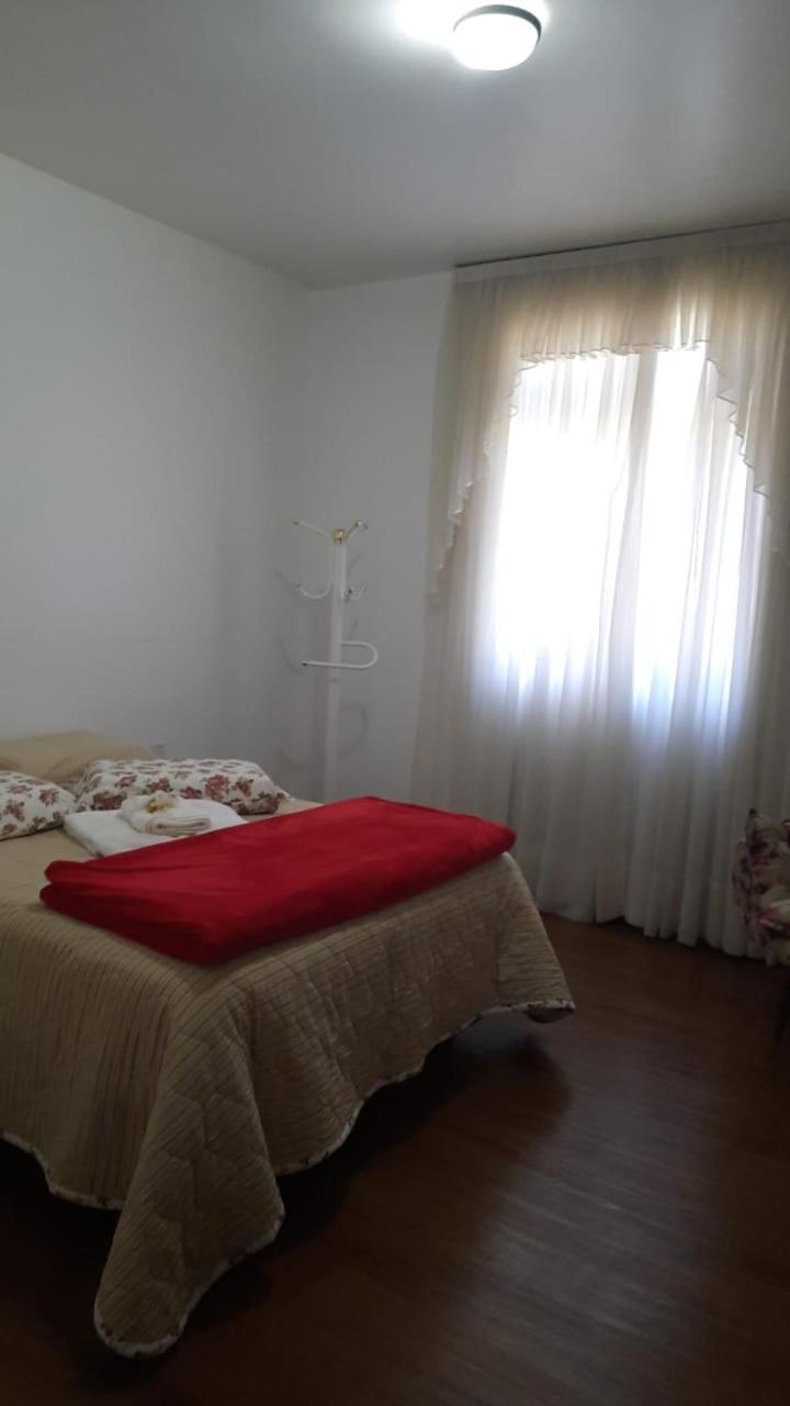 Apto Mozzafiato 2 Quartos no Centro